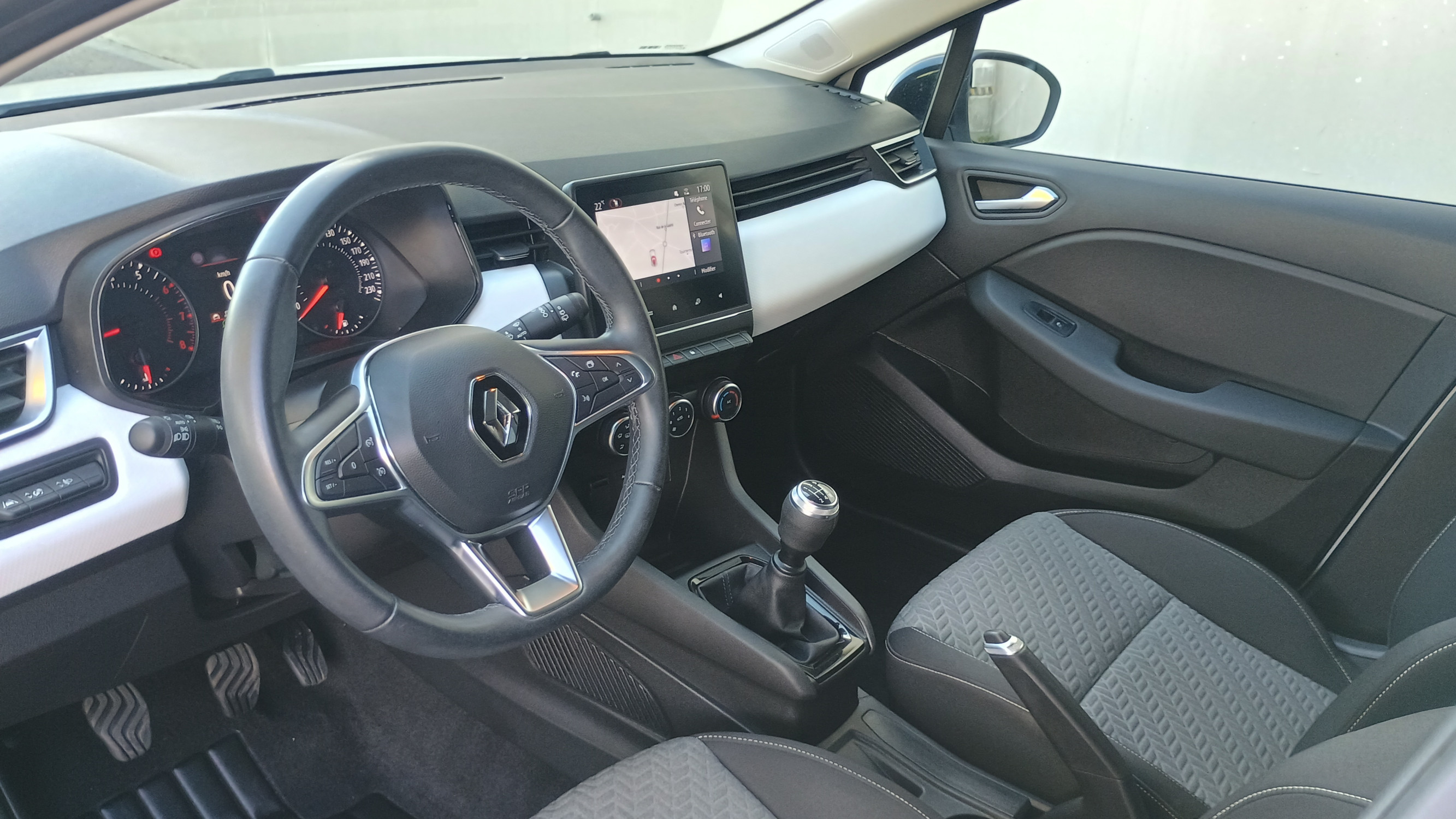 Vente en ligne Renault Clio 5 Clio SCe 65 au prix de 12 590 €