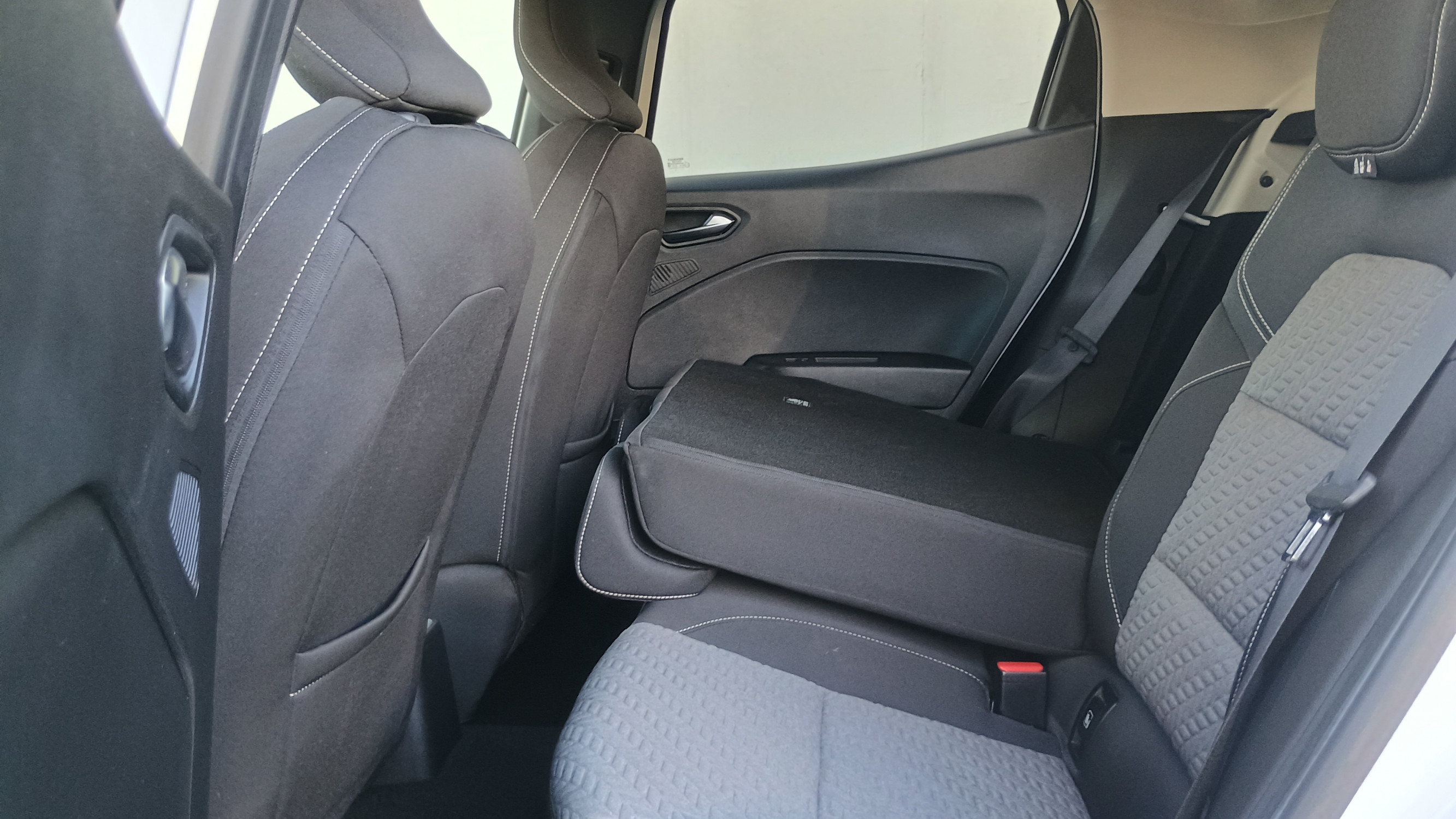 Vente en ligne Renault Clio 5 Clio SCe 65 au prix de 12 590 €