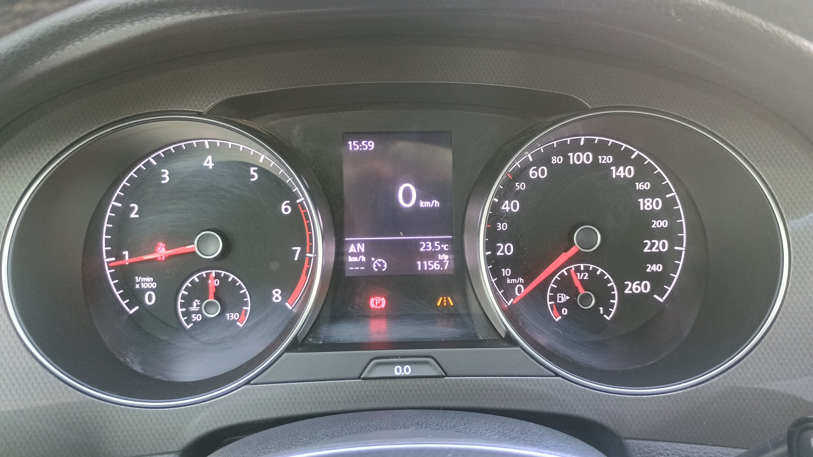 Vente en ligne Volkswagen Golf Sportvan  1.0 TSI 110 BMT BVM6 au prix de 14 990 €
