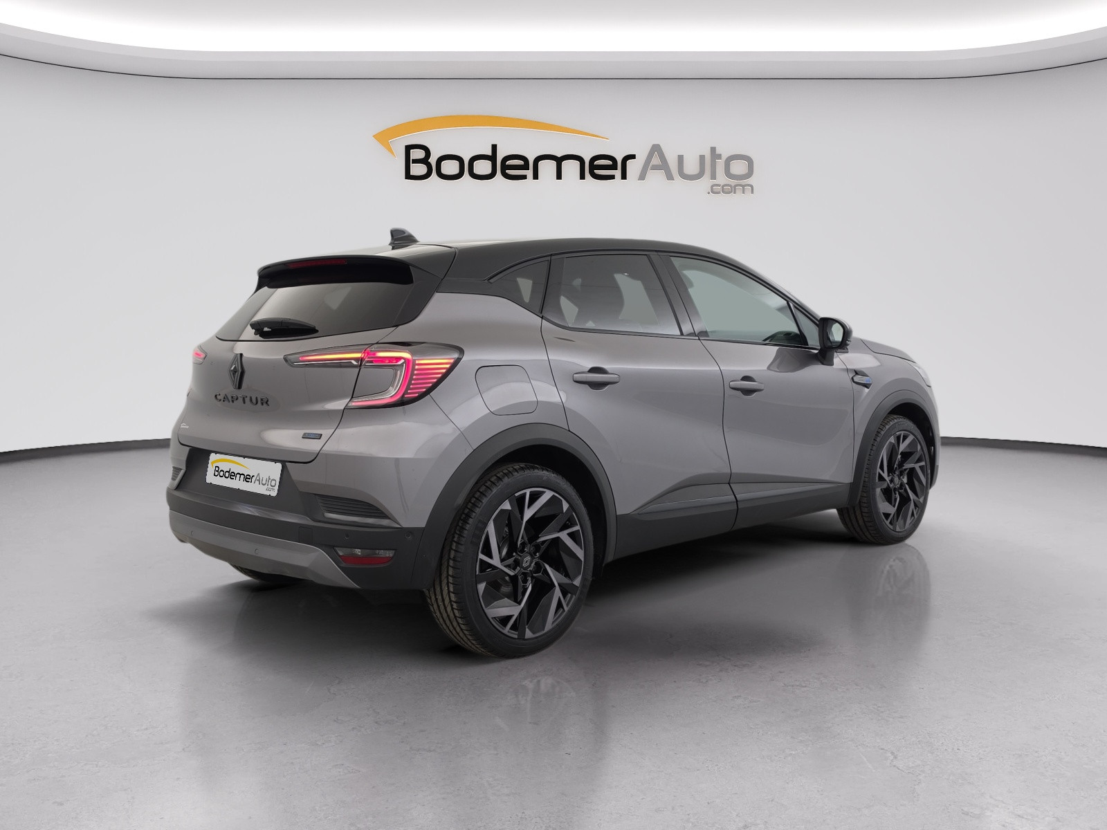 Vente en ligne Renault Captur  E-Tech full hybrid 160 ch au prix de 28 000 €