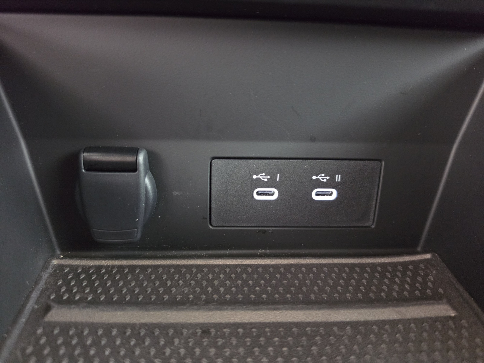 Vente en ligne Renault Captur  E-Tech full hybrid 160 ch au prix de 28 000 €