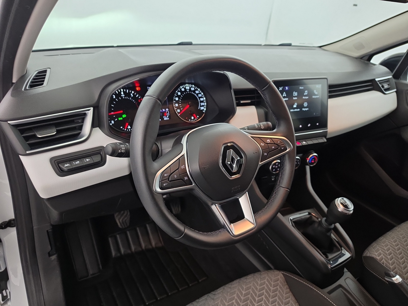 Vente en ligne Renault Clio 5 Clio TCe 90 au prix de 14 990 €