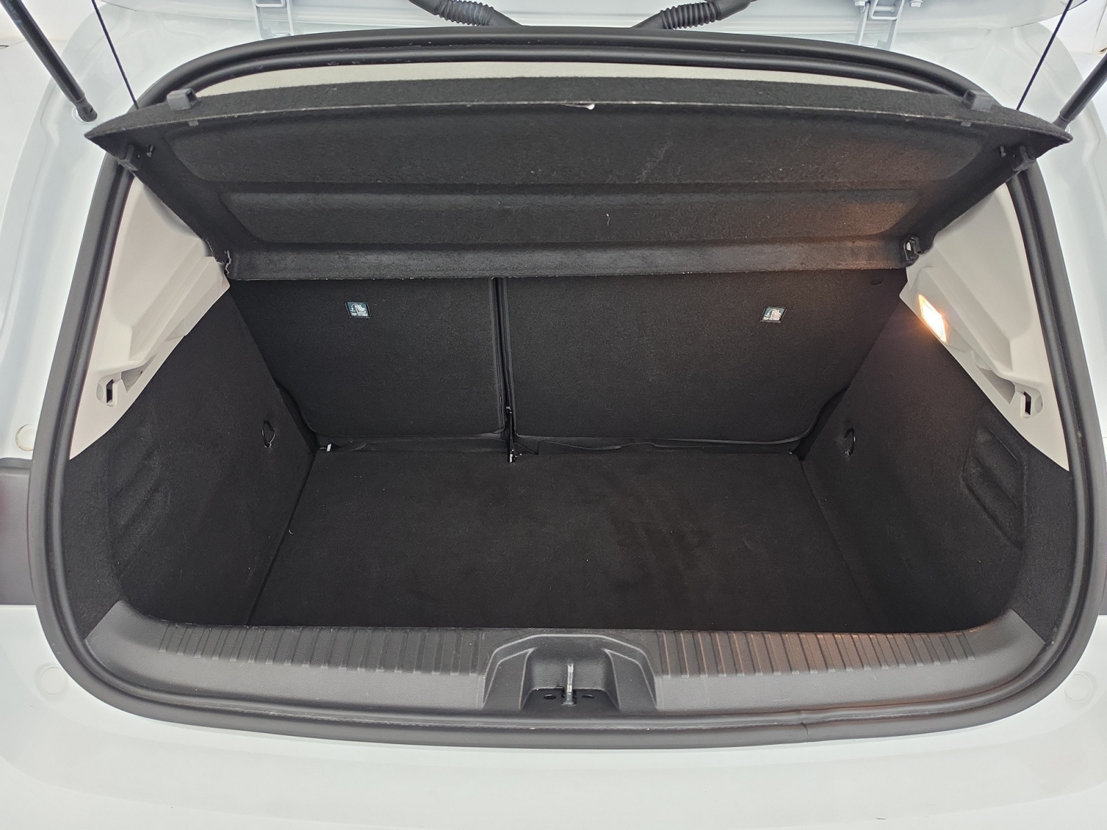 Vente en ligne Renault Clio 5 Clio TCe 90 au prix de 14 990 €