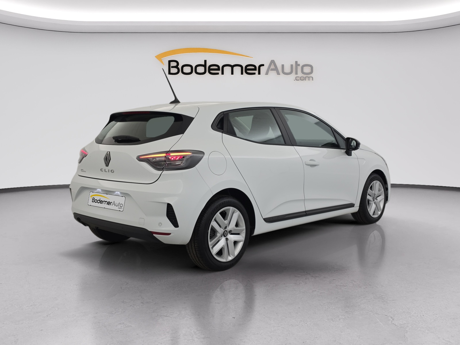 Vente en ligne Renault Clio 5 Clio TCe 90 ch GSR2 au prix de 15 790 €