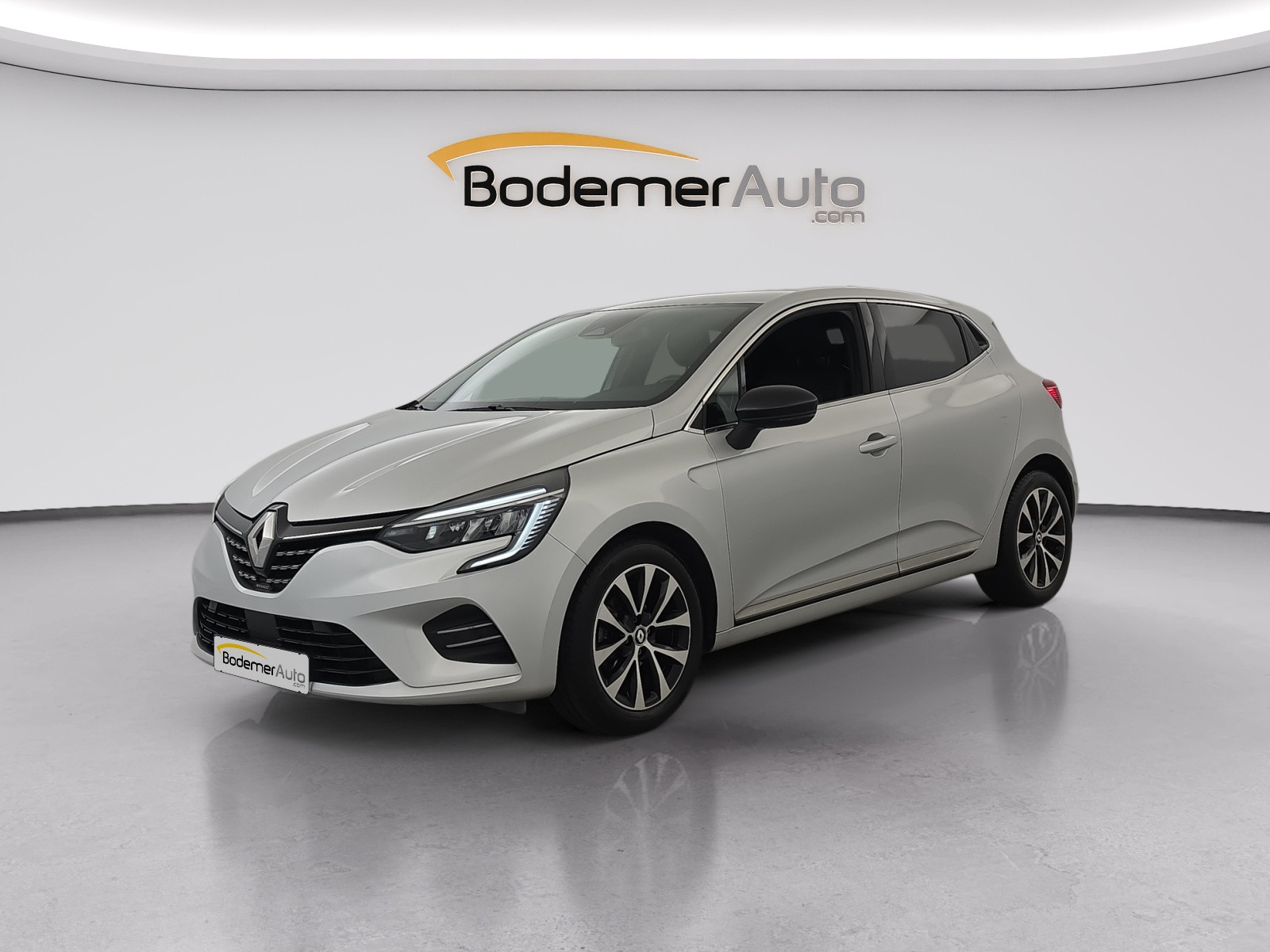 Renault Clio 5 Clio TCe 90 occasion de 2023 en vente à Saint-Brieuc
