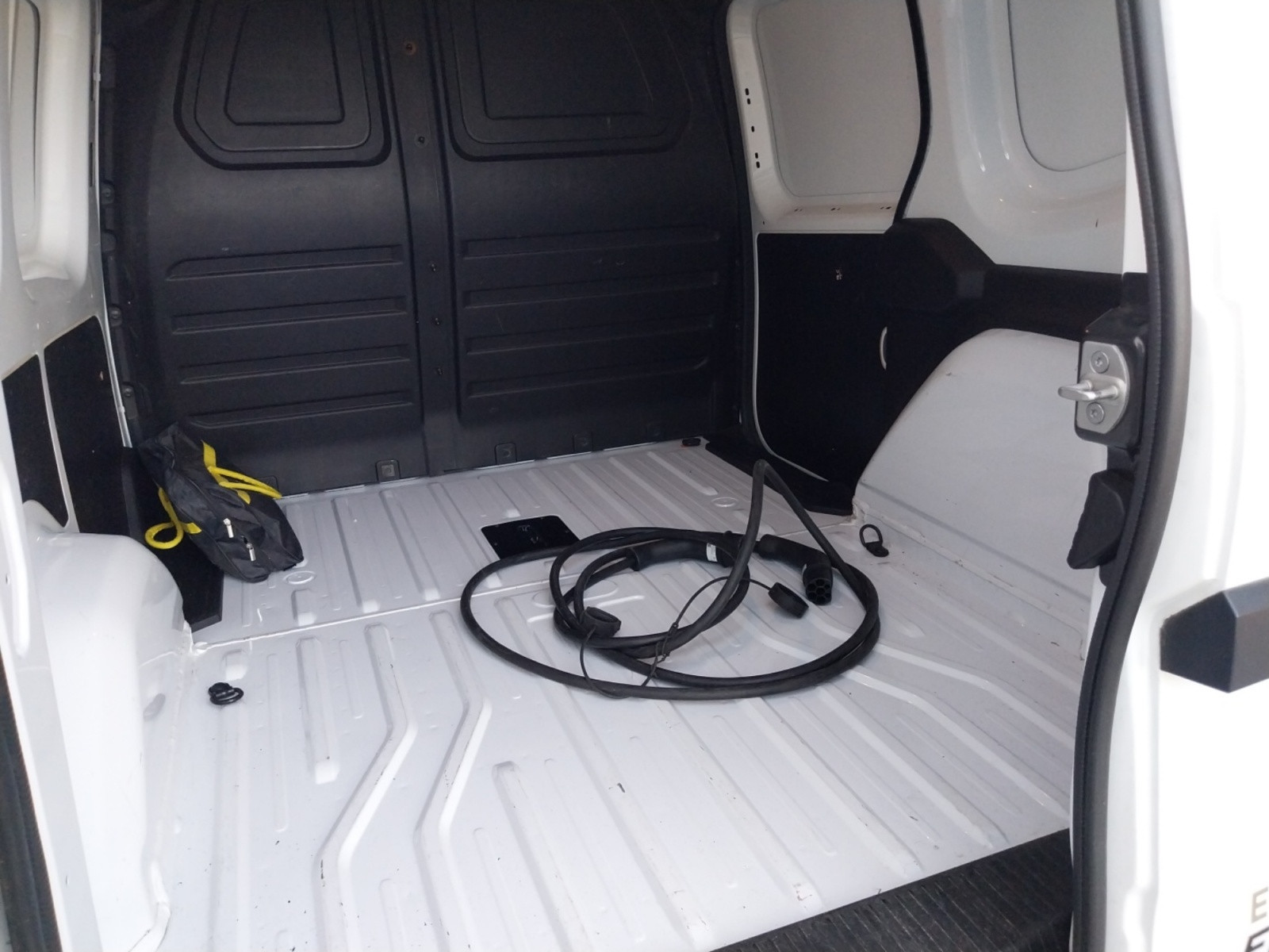 Vente en ligne Renault Kangoo Van E-Tech  EV45 11KW au prix de 18 000 €