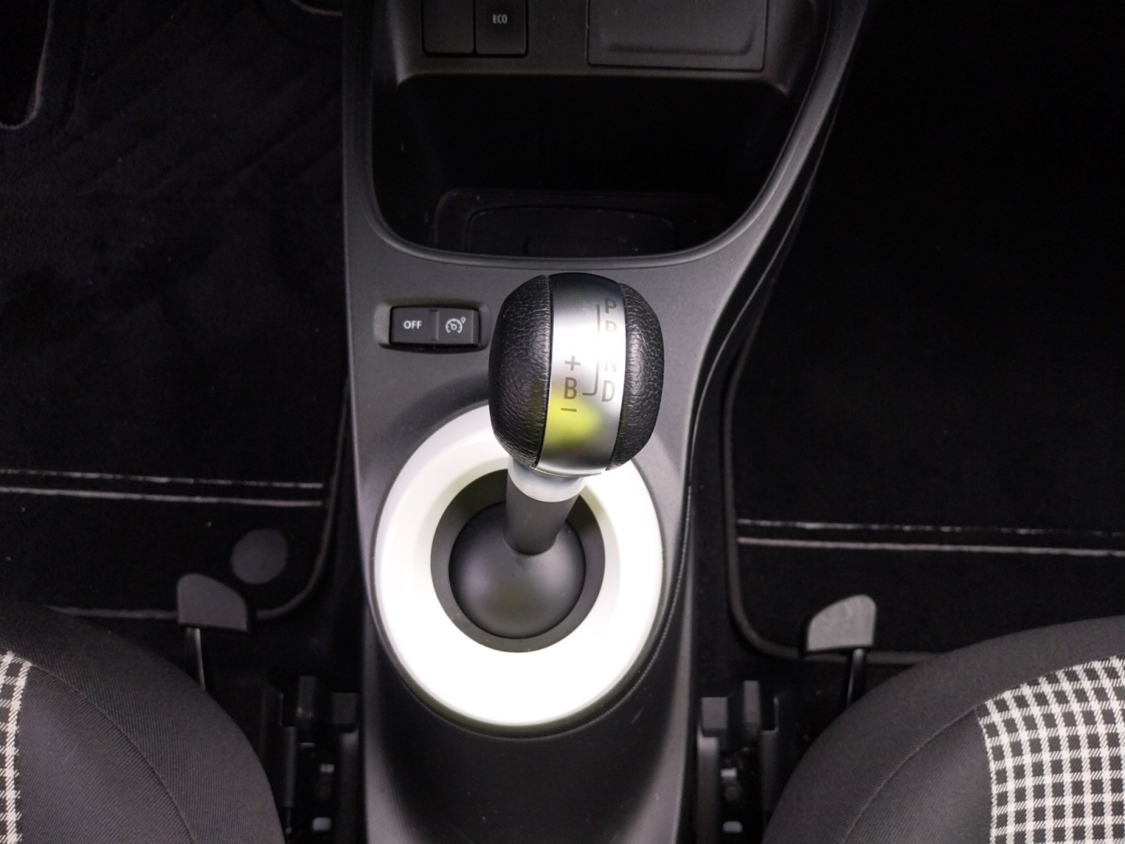 Vente en ligne Renault Twingo Electrique Twingo III E-Tech au prix de 11 350 €