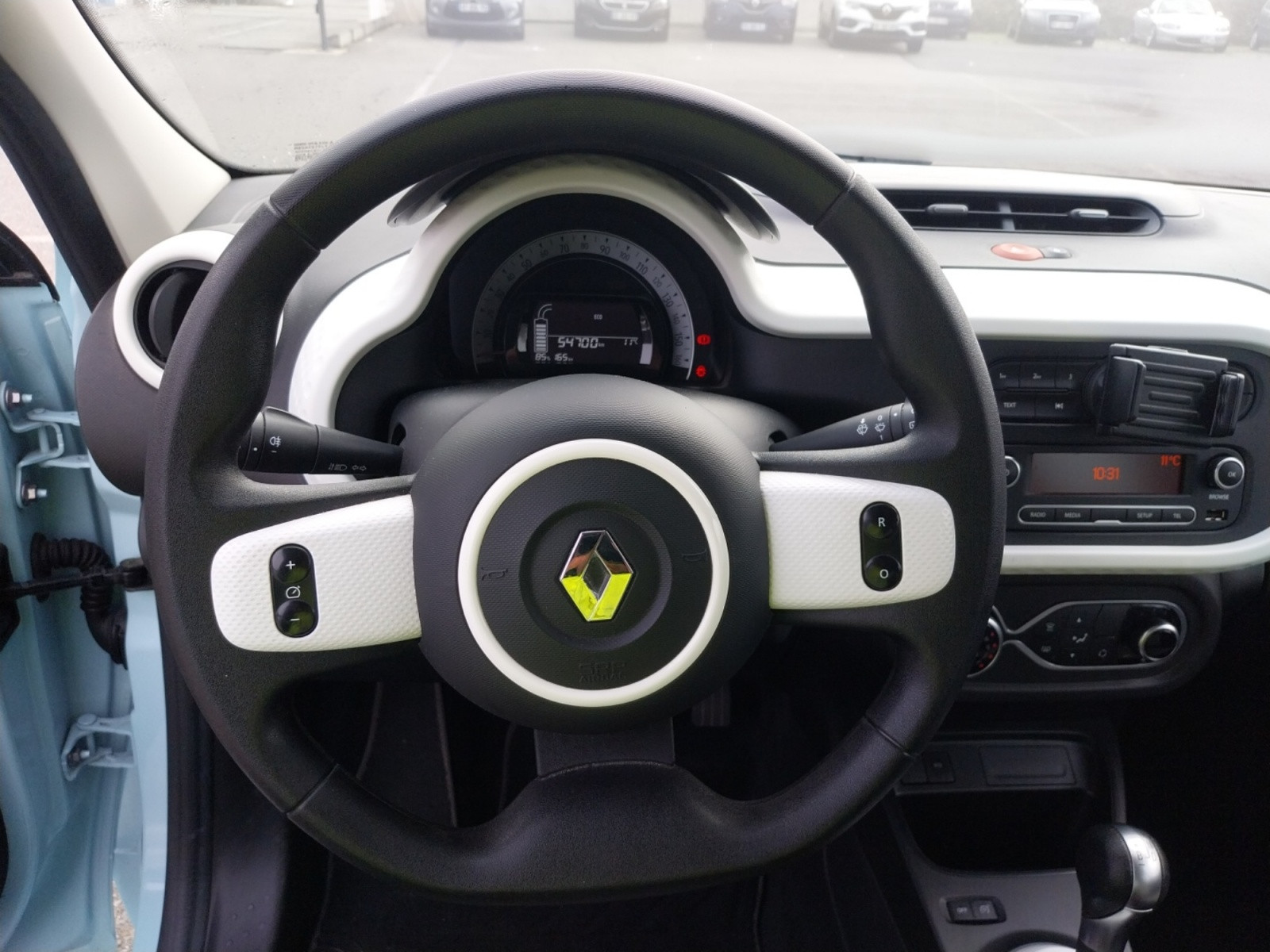 Vente en ligne Renault Twingo Electrique Twingo III E-Tech au prix de 11 350 €