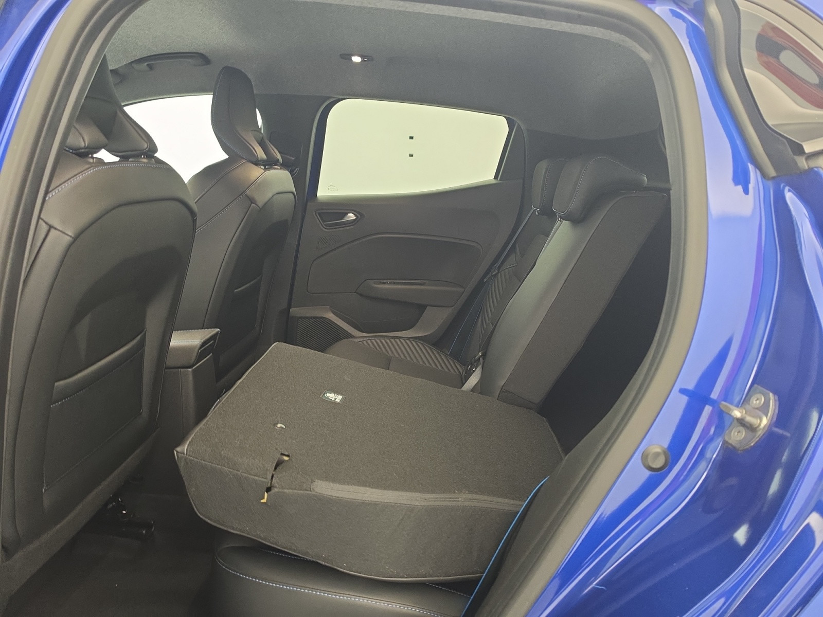 Vente en ligne Renault Clio 5 Clio TCe 90 au prix de 16 900 €