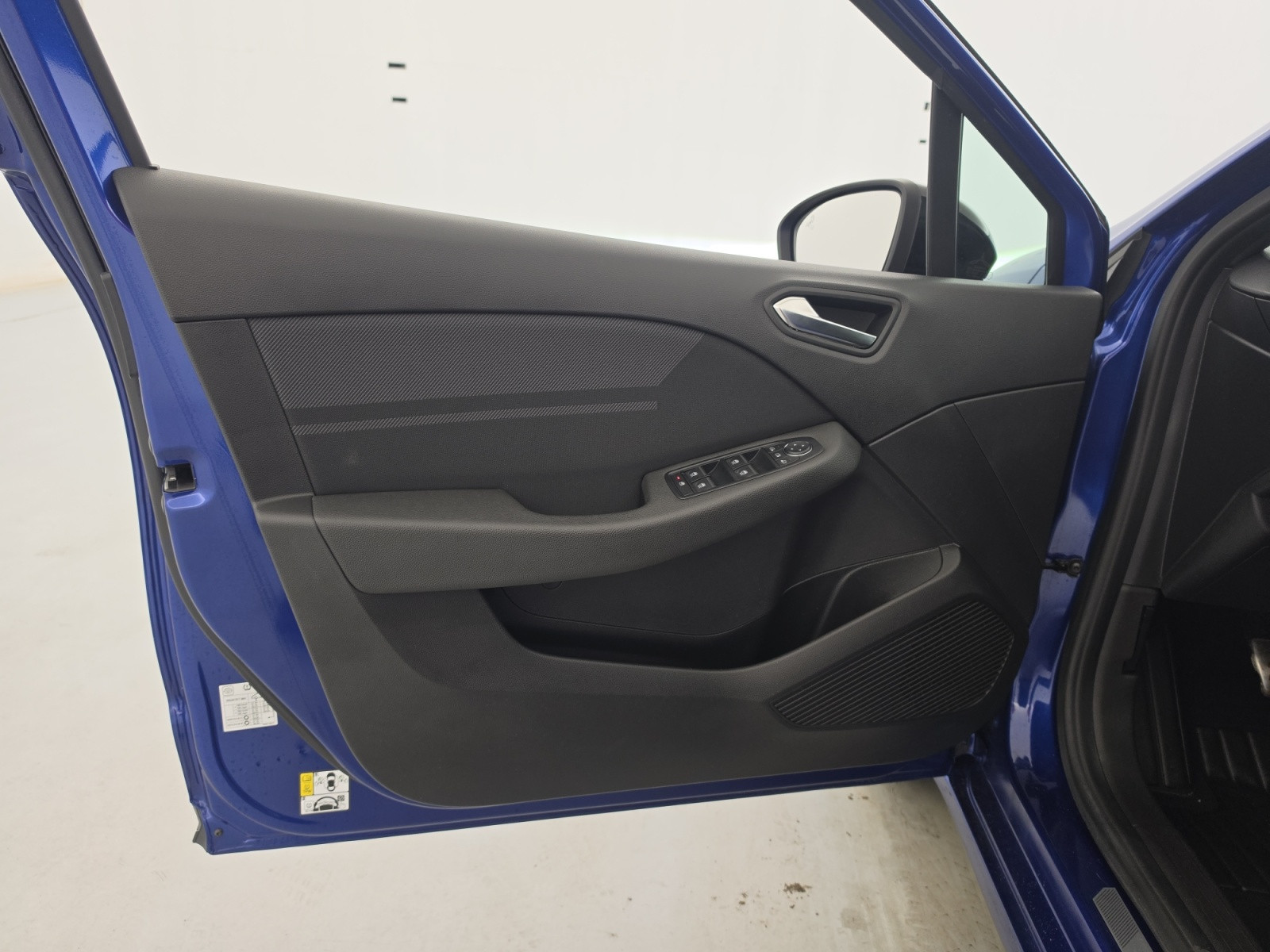 Vente en ligne Renault Clio 5 Clio TCe 90 au prix de 16 900 €