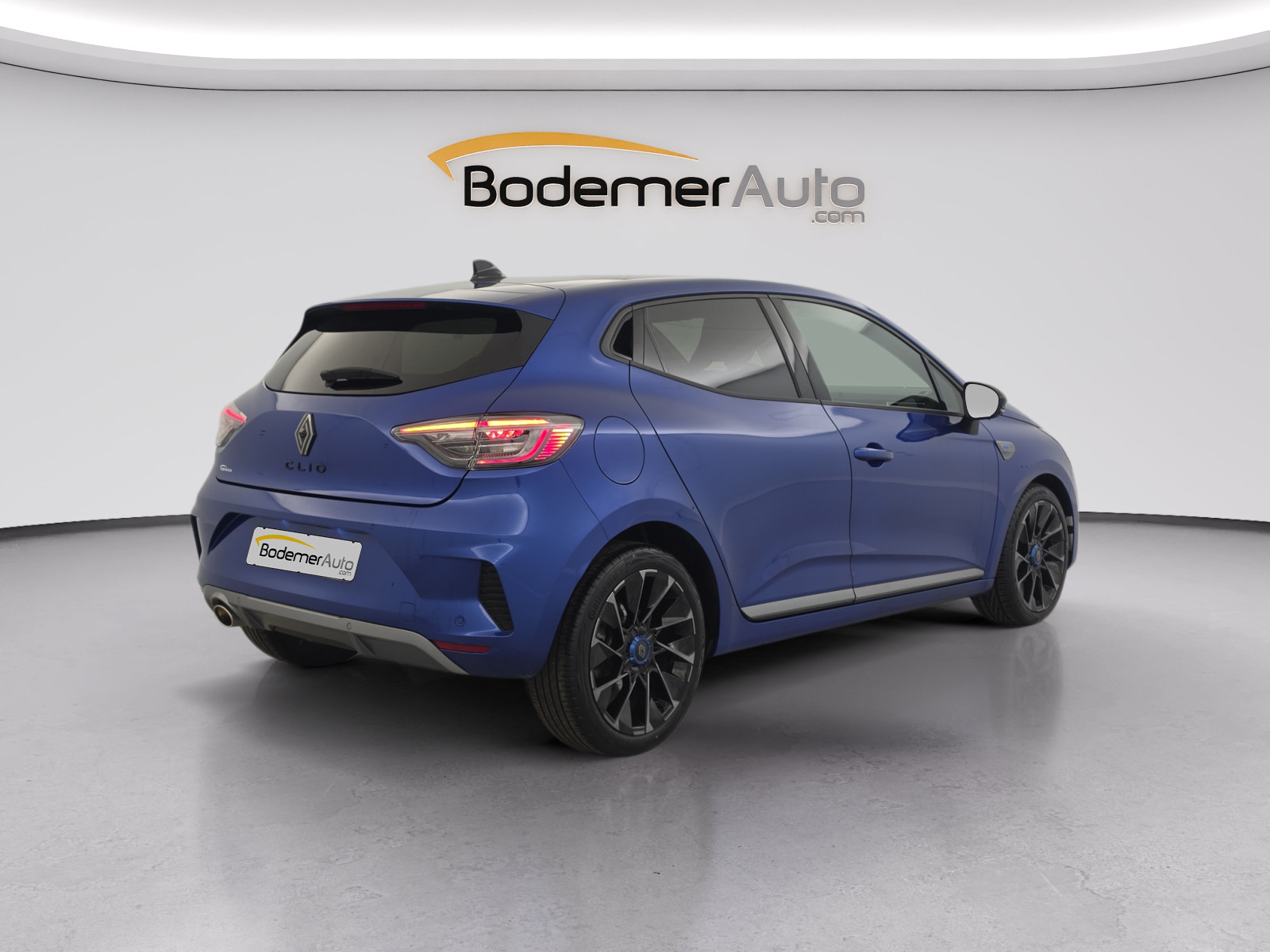 Vente en ligne Renault Clio 5 Clio TCe 90 au prix de 16 900 €