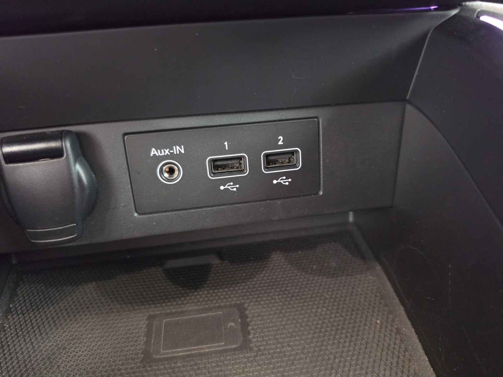 Vente en ligne Renault Clio 5 Clio E-Tech full hybrid 145 au prix de 16 900 €