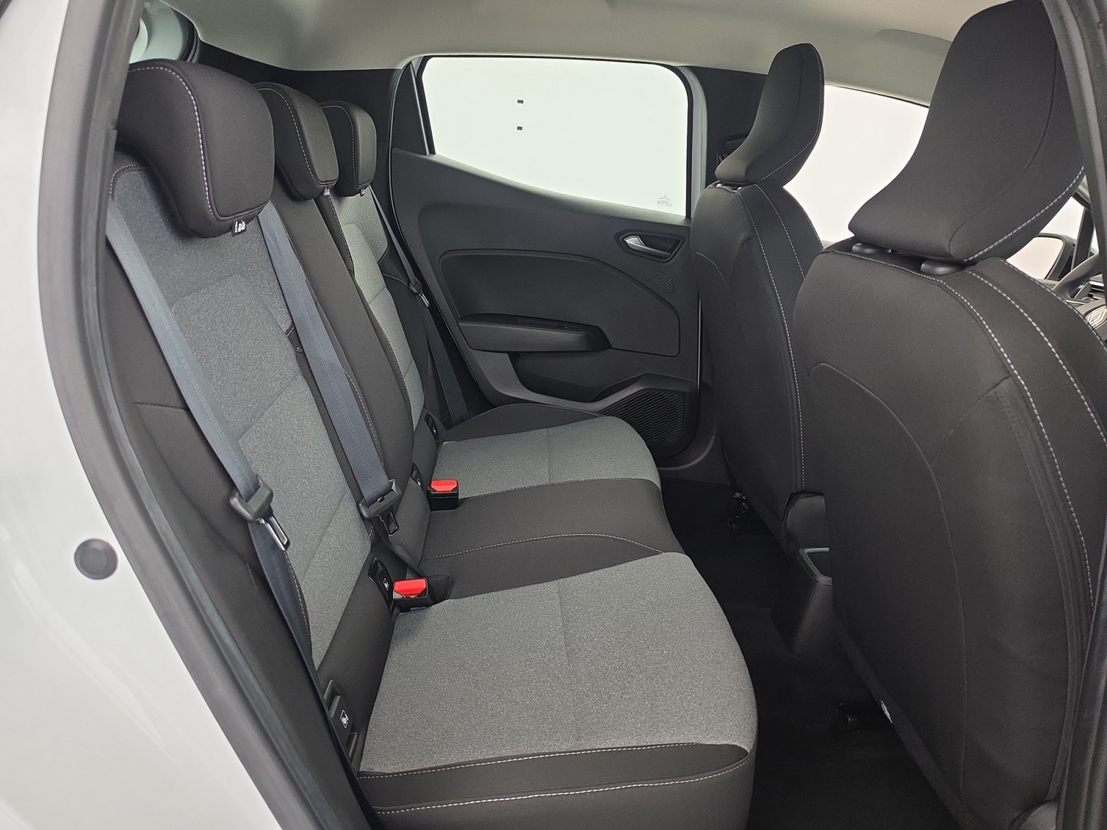Vente en ligne Renault Clio 5 Clio TCe 90 au prix de 14 990 €
