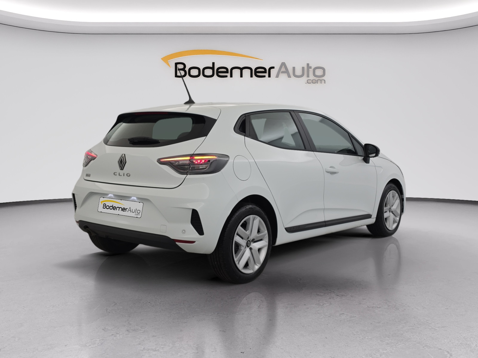 Vente en ligne Renault Clio 5 Clio TCe 90 au prix de 14 990 €