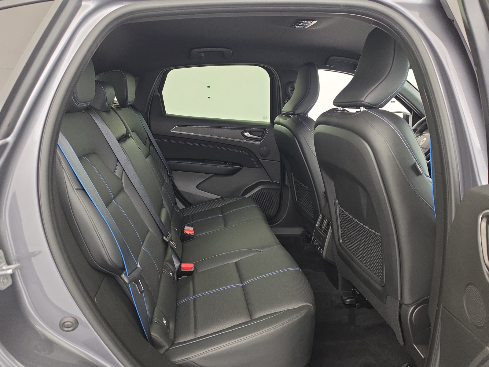 Vente en ligne Renault Arkana  E-Tech full hybrid 145 GSR2 au prix de 28 950 €