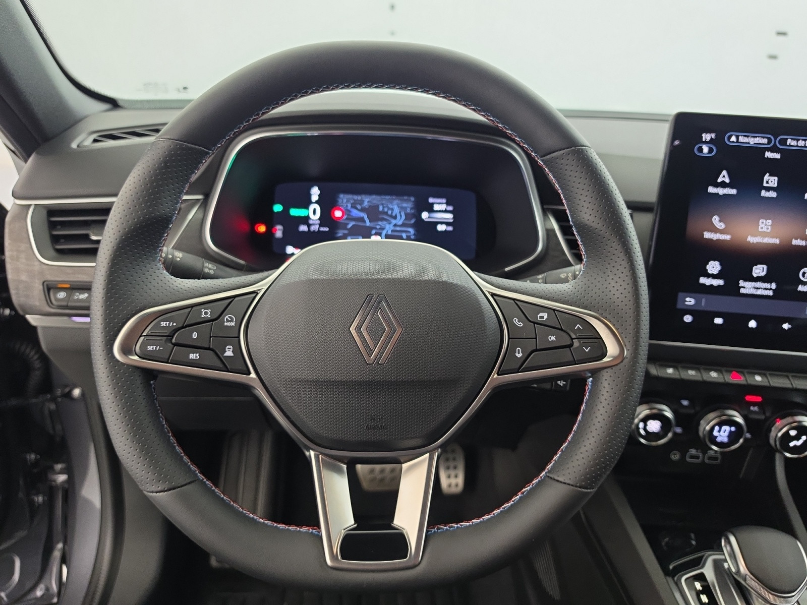 Vente en ligne Renault Arkana  E-Tech full hybrid 145 GSR2 au prix de 28 950 €