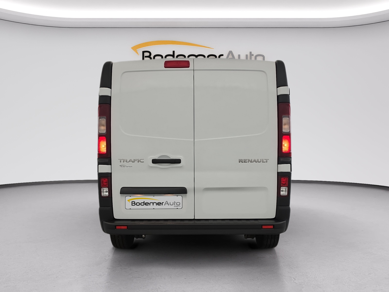 Vente en ligne Renault Trafic 3 Fourgon TRAFIC FGN L1H1 3000 KG BLUE DCI 130 au prix de 23 520 €
