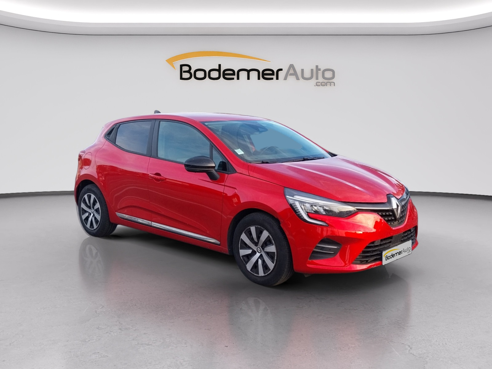 Vente en ligne Renault Clio 5 Clio TCe 90 au prix de 14 290 €