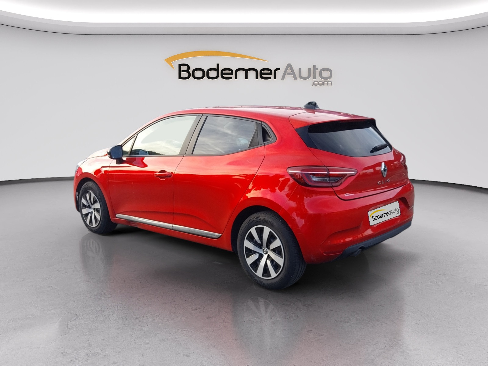 Vente en ligne Renault Clio 5 Clio TCe 90 au prix de 14 290 €