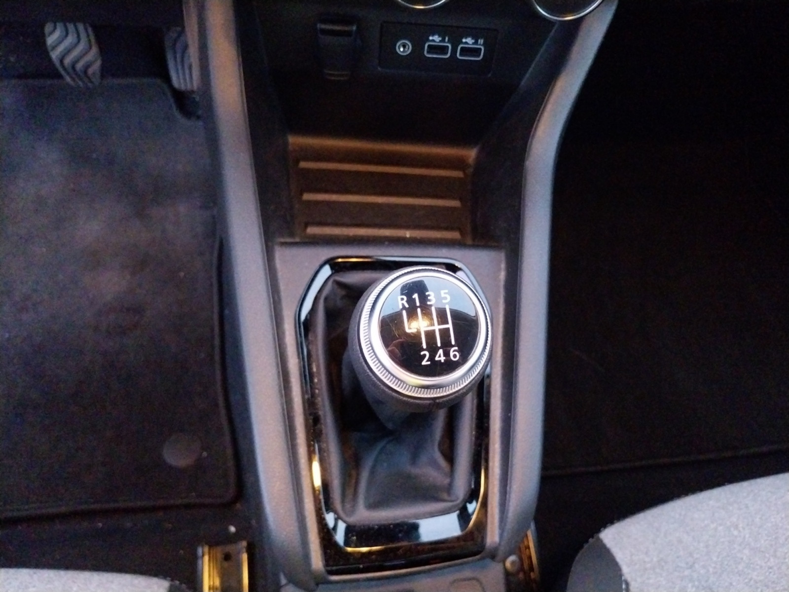 Vente en ligne Renault Clio 5 Clio TCe 90 au prix de 15 290 €