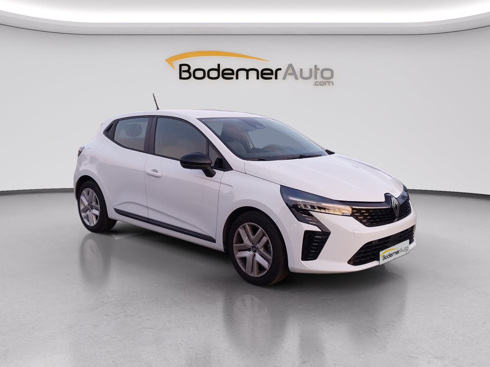 Vente en ligne Renault Clio 5 Clio TCe 90 au prix de 15 290 €