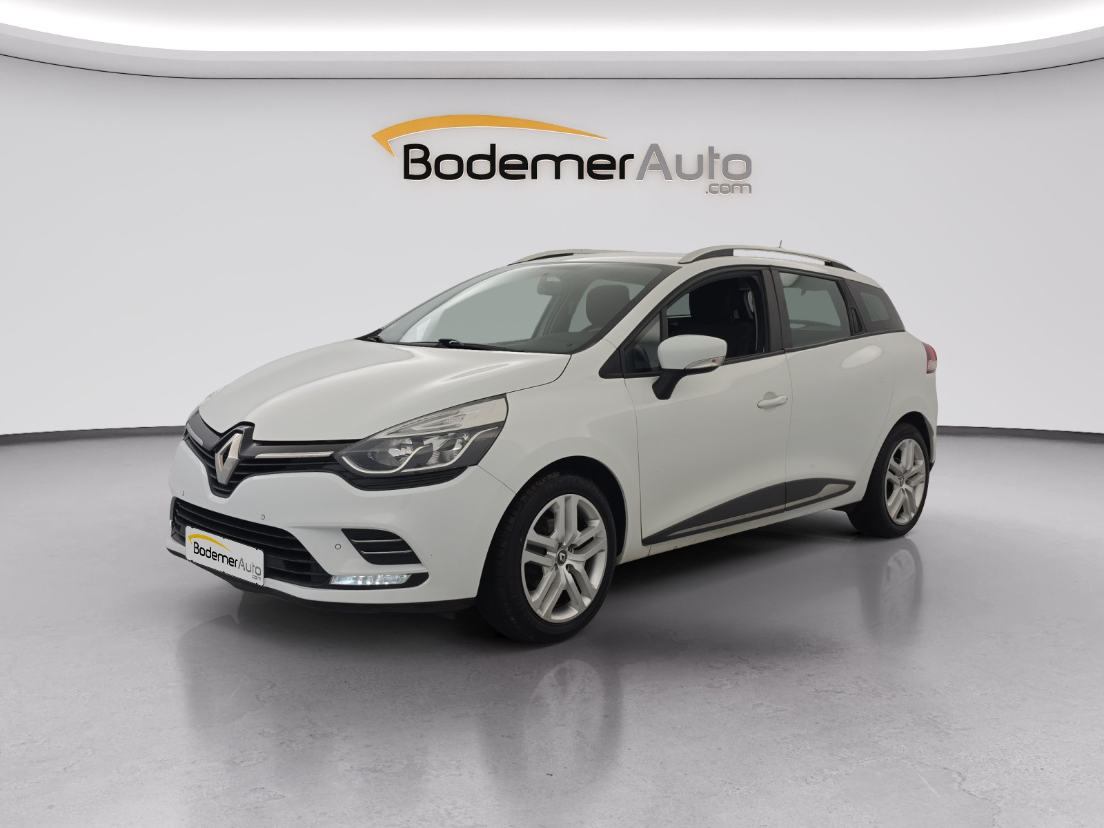 Renault Clio 4 Estate Clio Estate 1.2 16V 75 occasion de 2018 en vente à Saint-Brieuc