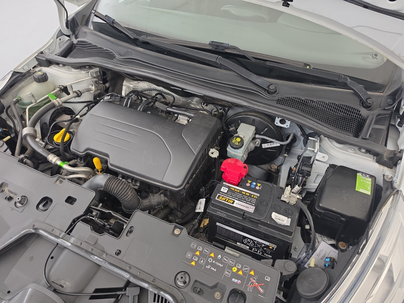 Vente en ligne Renault Clio 4 Estate Clio Estate 1.2 16V 75 au prix de 9 650 €