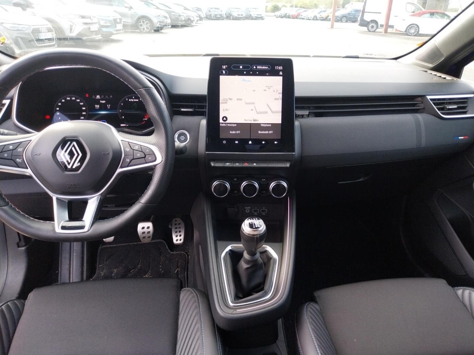 Vente en ligne Renault Clio 5 Clio TCe 90 au prix de 16 900 €
