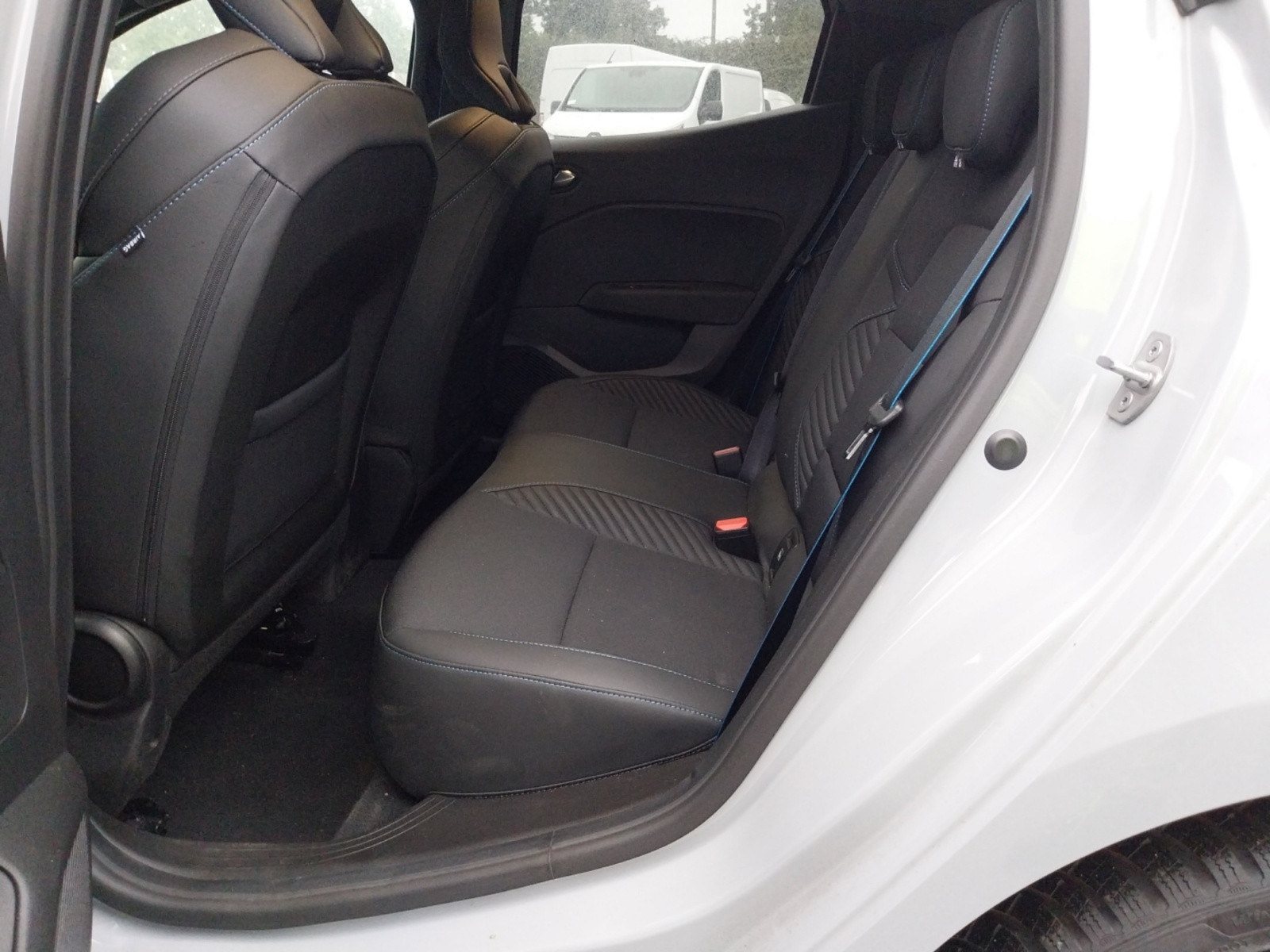 Vente en ligne Renault Clio 5 Clio TCe 90 ch GSR2 au prix de 19 200 €