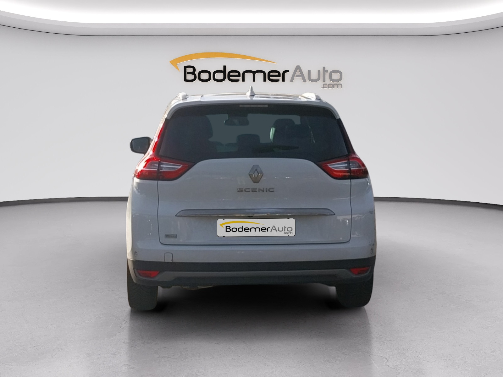 Vente en ligne Renault Grand Scenic 4 Grand Scenic TCe 140 au prix de 21 660 €