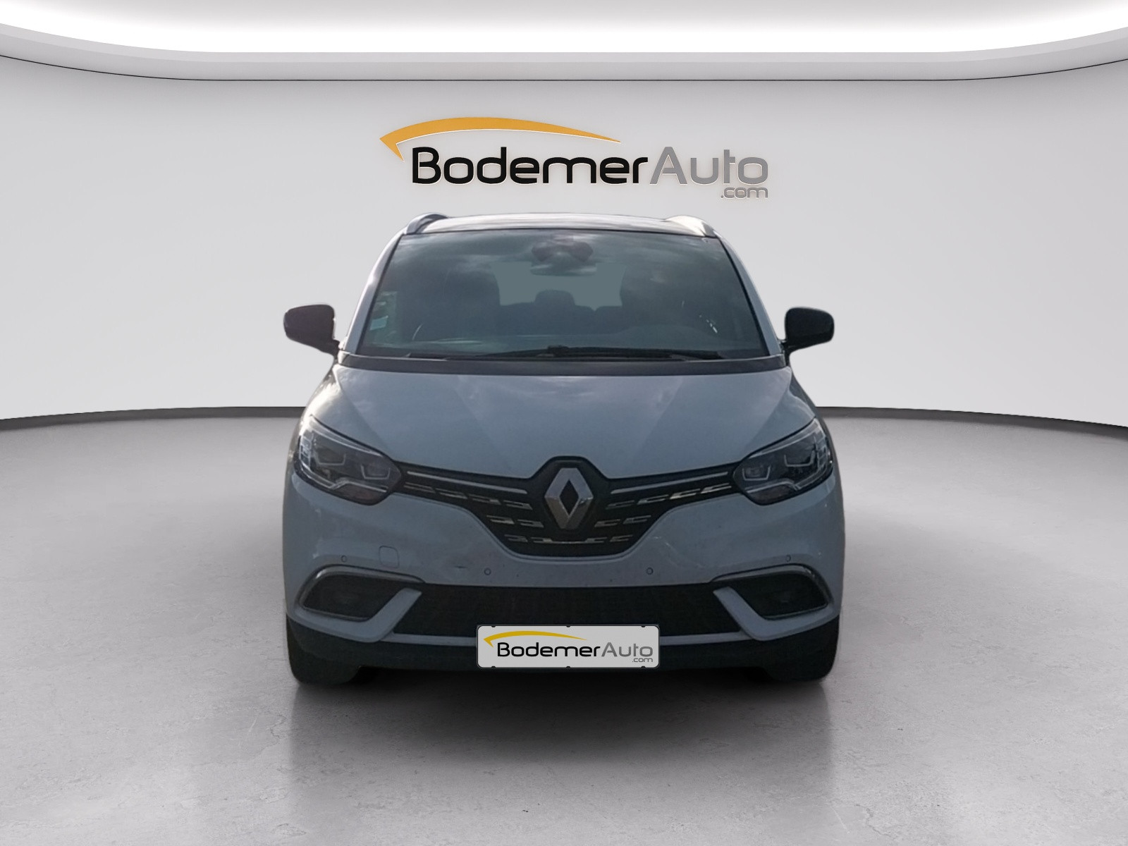 Vente en ligne Renault Grand Scenic 4 Grand Scenic TCe 140 au prix de 21 660 €