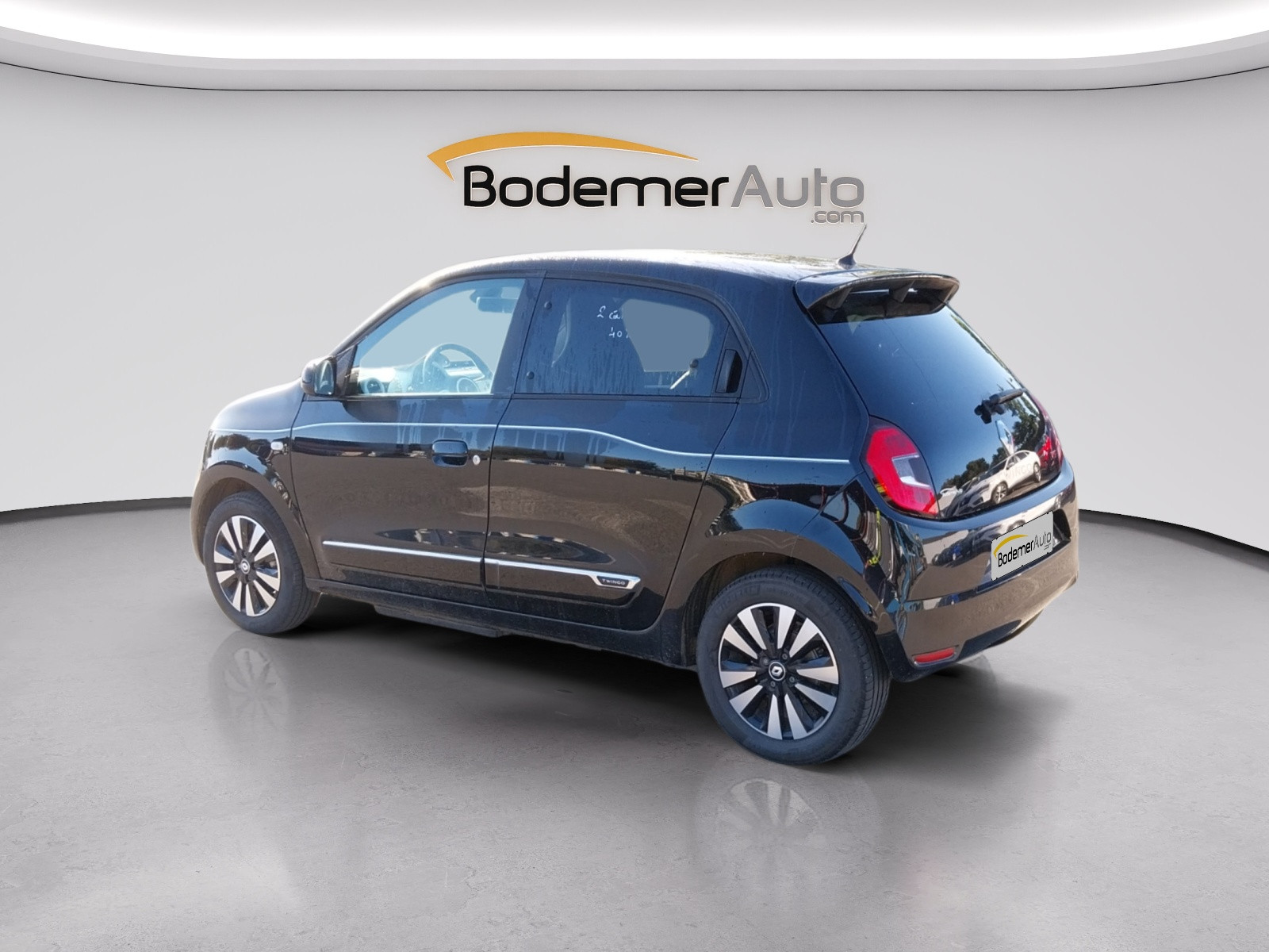 Vente en ligne Renault Twingo Electrique Twingo III E-Tech au prix de 14 600 €