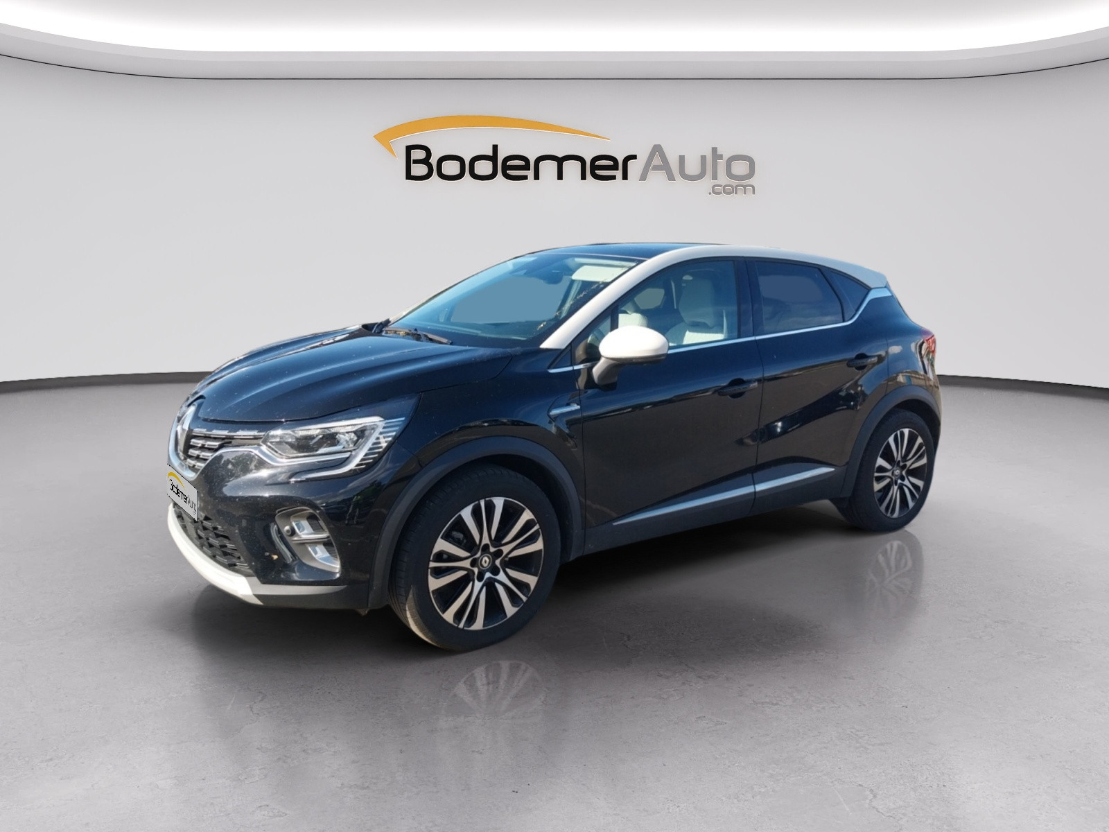 Renault Captur  E-Tech full hybrid 145 occasion de 2023 en vente à Saint-Brieuc