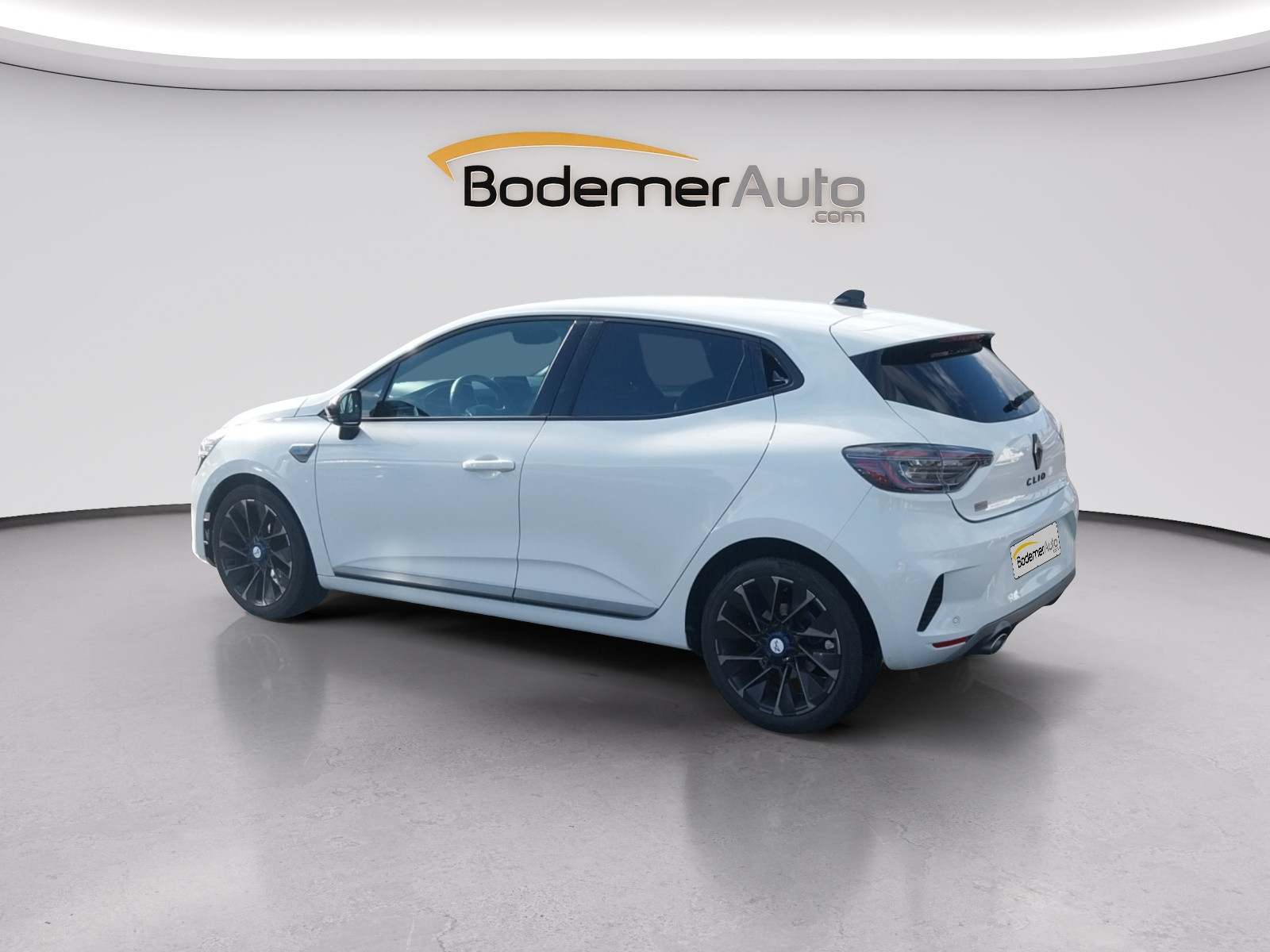 Vente en ligne Renault Clio 5 Clio TCe 90 au prix de 17 100 €
