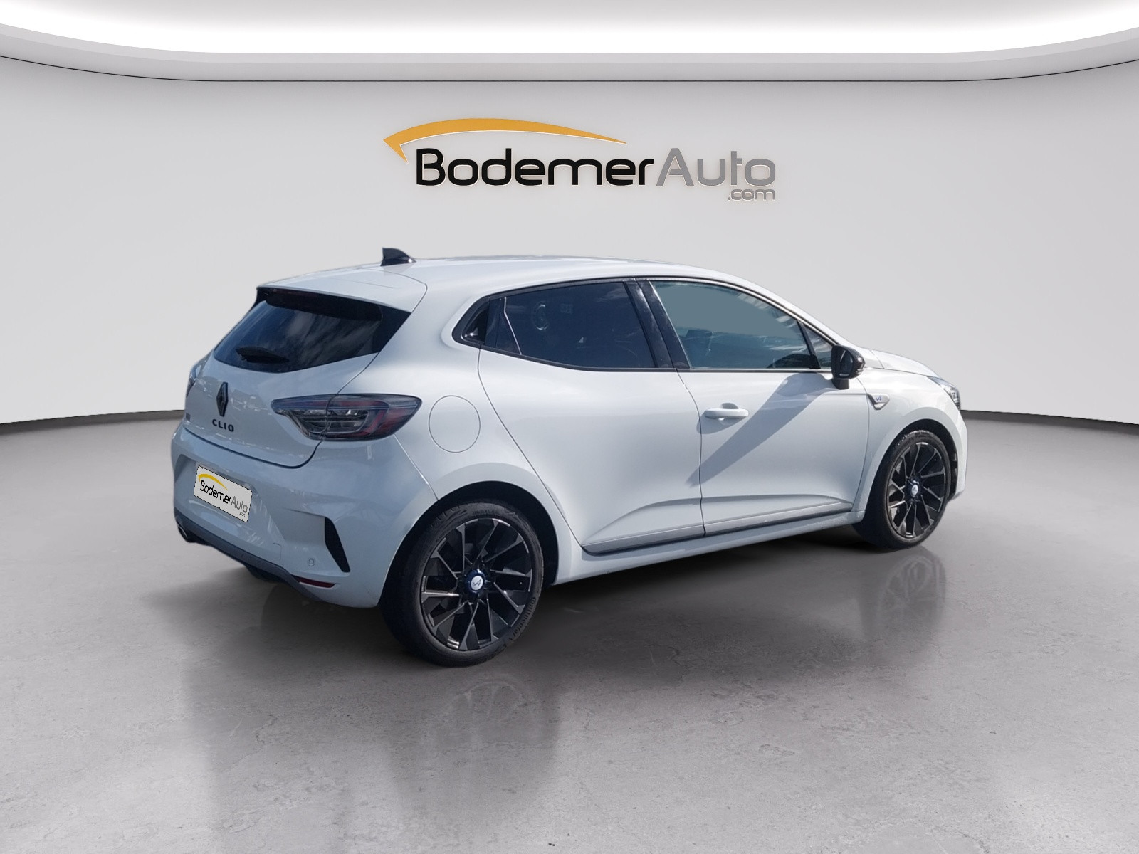Vente en ligne Renault Clio 5 Clio TCe 90 au prix de 17 100 €