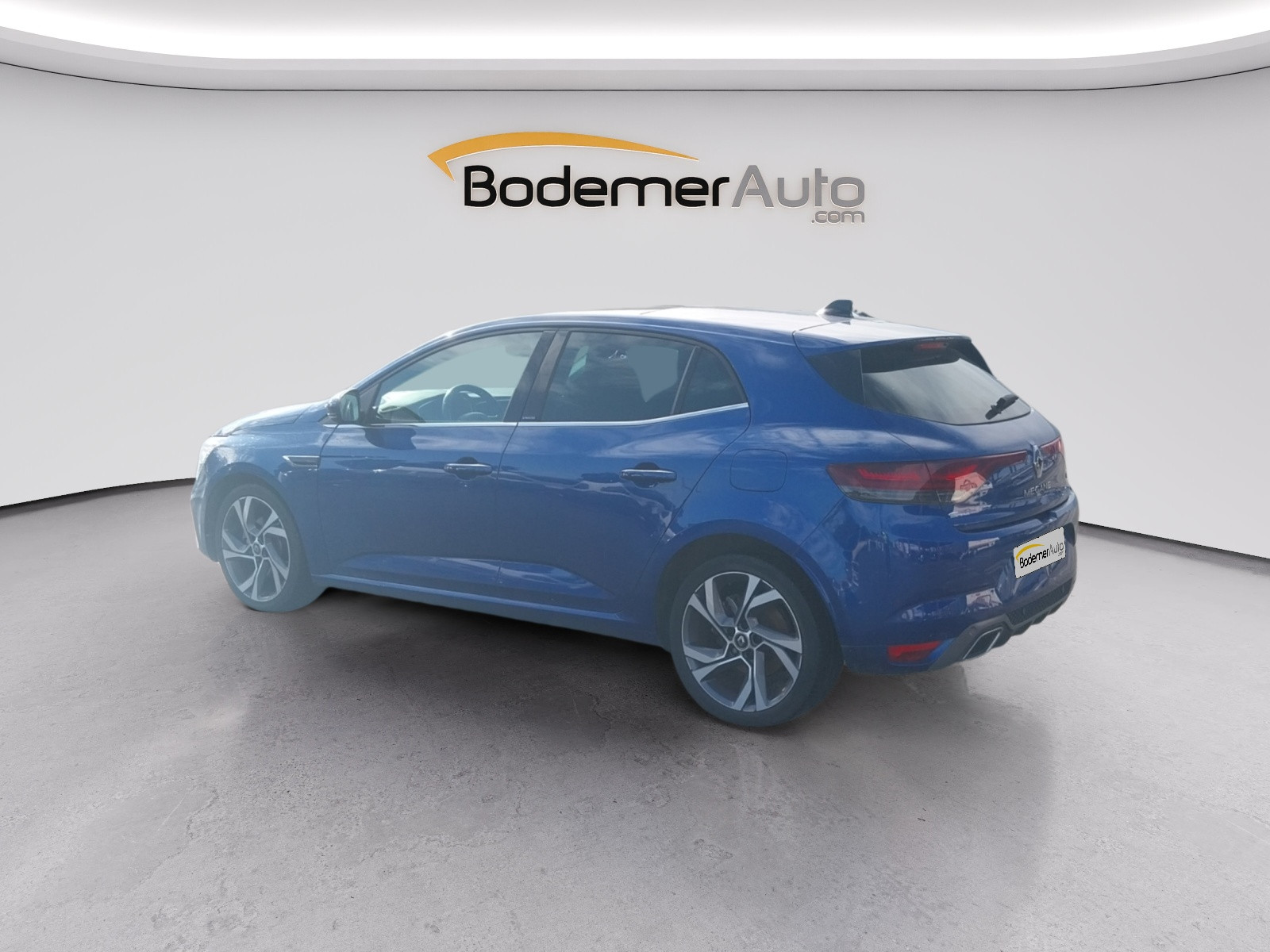 Vente en ligne Renault Megane 4 Mégane IV Berline E-TECH Plug-In Hybride 160 au prix de 17 250 €