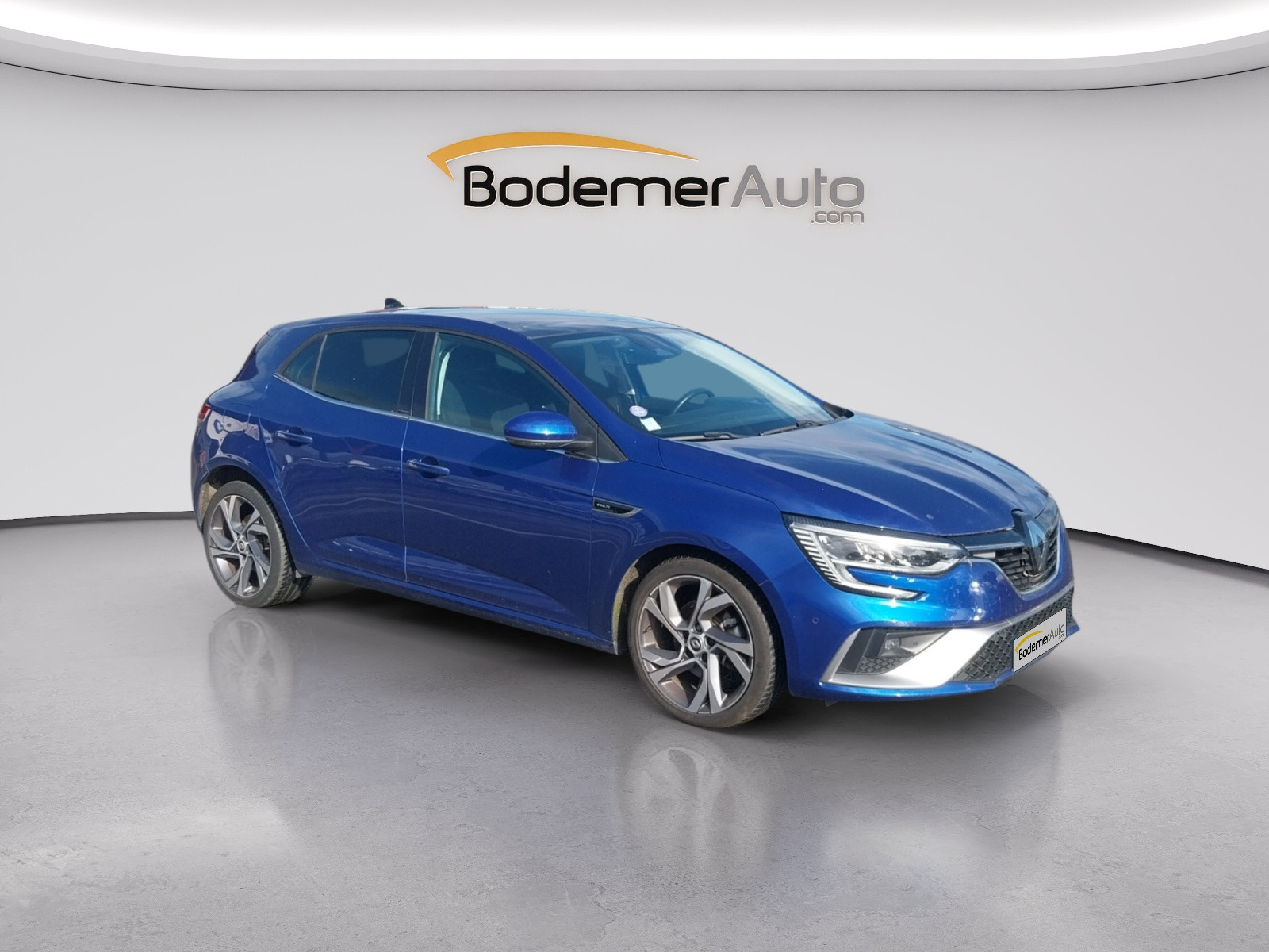 Vente en ligne Renault Megane 4 Mégane IV Berline E-TECH Plug-In Hybride 160 au prix de 17 250 €