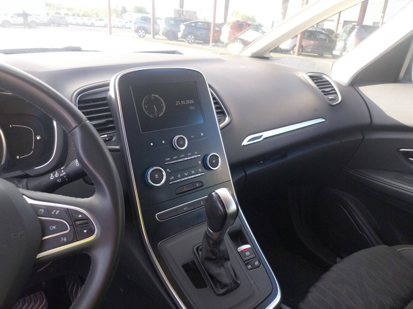 Vente en ligne Renault Grand Scenic 4 Grand Scenic Blue dCi 120 EDC - 21 au prix de 16 950 €