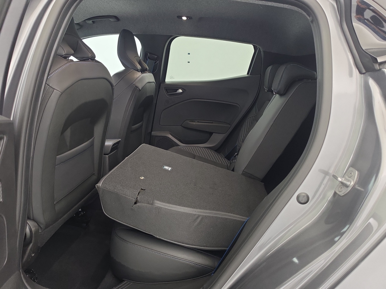 Vente en ligne Renault Clio 5 Clio TCe 90 ch GSR2 au prix de 18 850 €