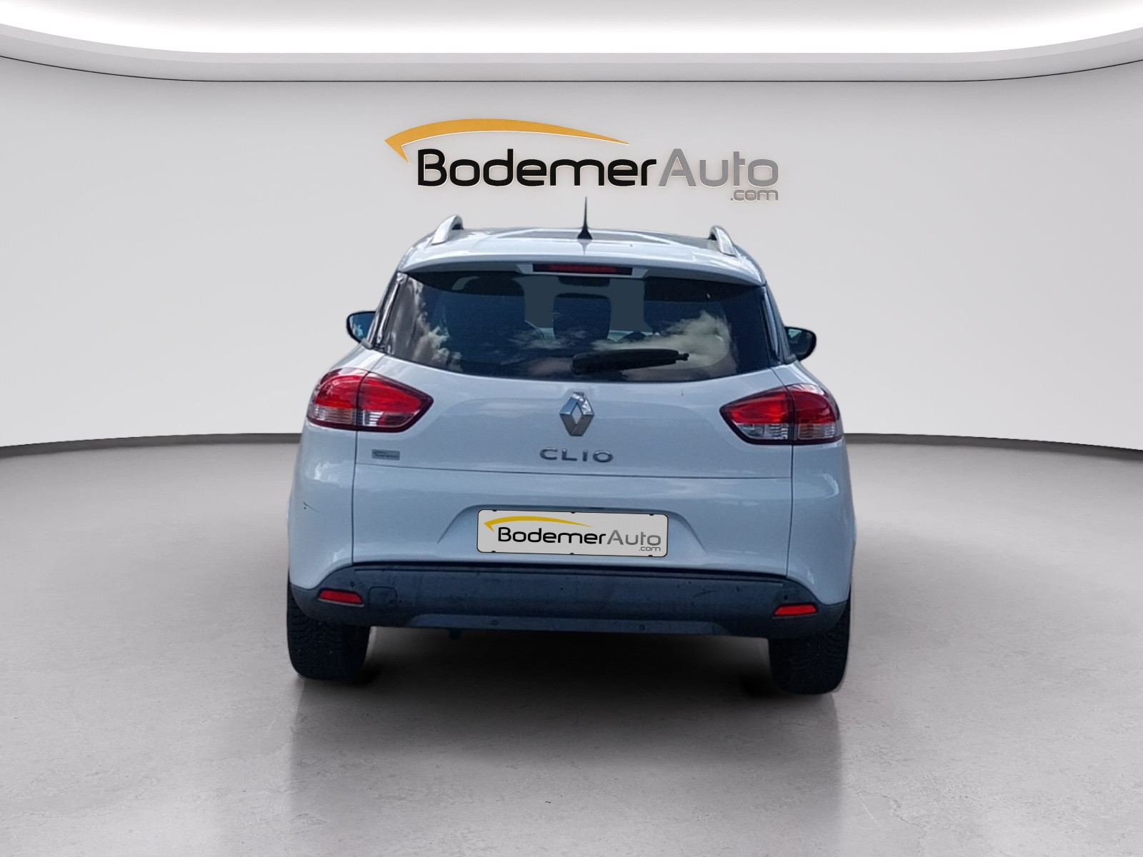 Vente en ligne Renault Clio 4 Estate Clio Estate 1.2 16V 75 au prix de 9 650 €