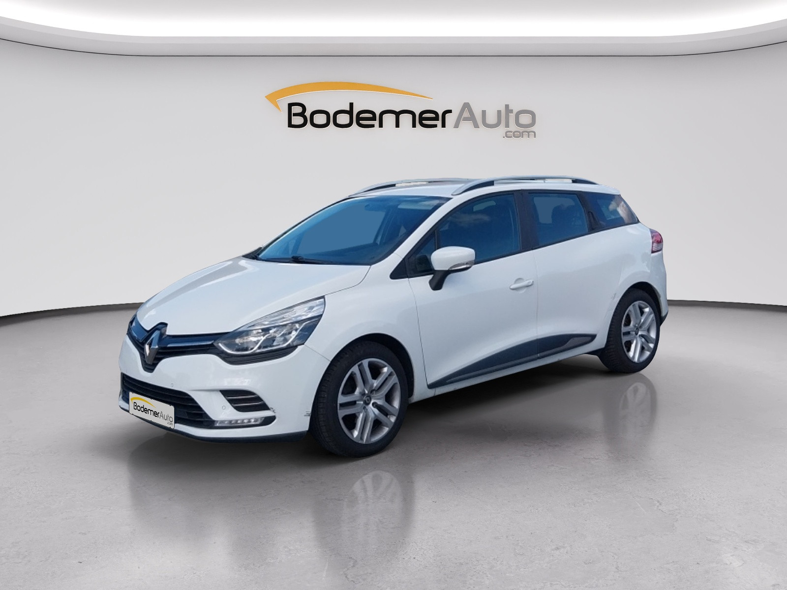Renault Clio 4 Estate Clio Estate 1.2 16V 75 occasion de 2018 en vente à Saint-Brieuc