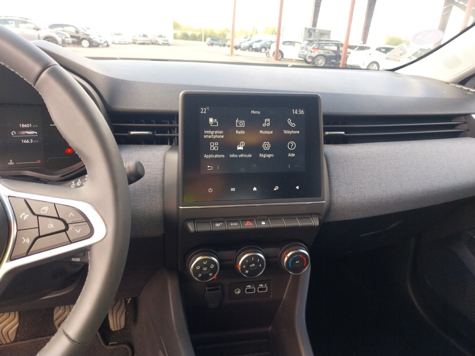 Vente en ligne Renault Clio 5 Clio TCe 90 au prix de 14 990 €
