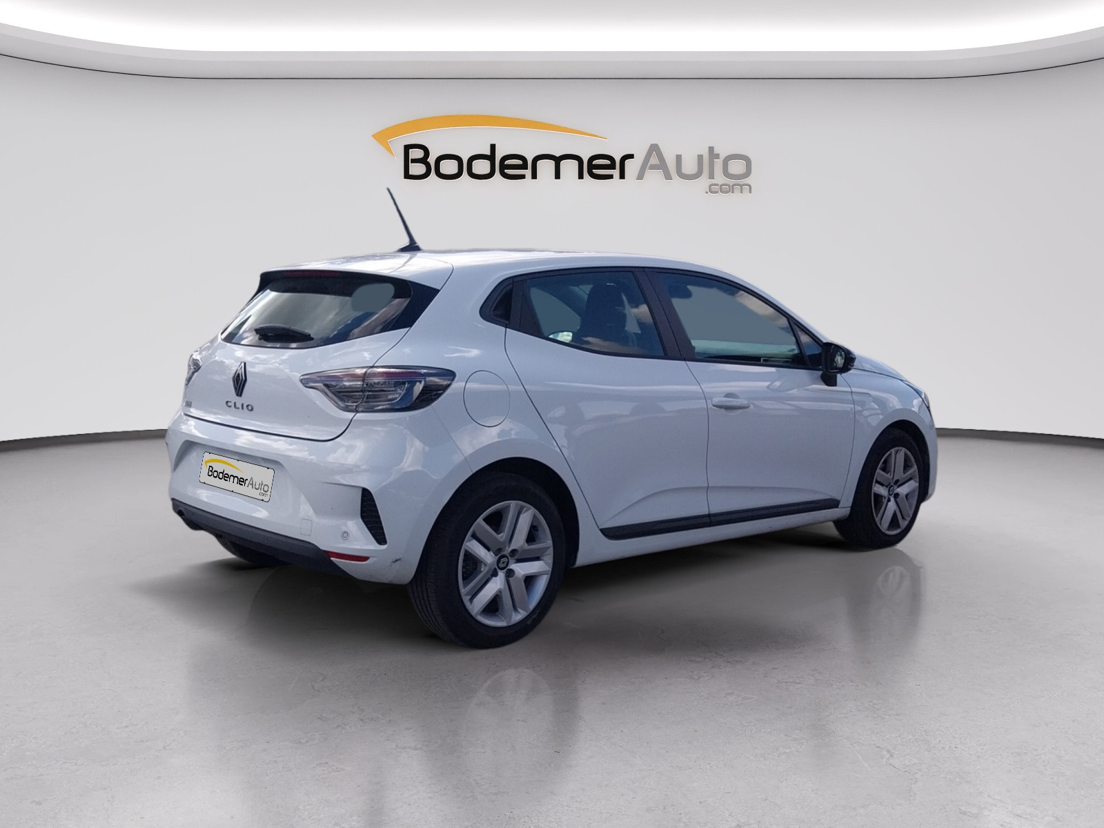 Vente en ligne Renault Clio 5 Clio TCe 90 au prix de 14 990 €