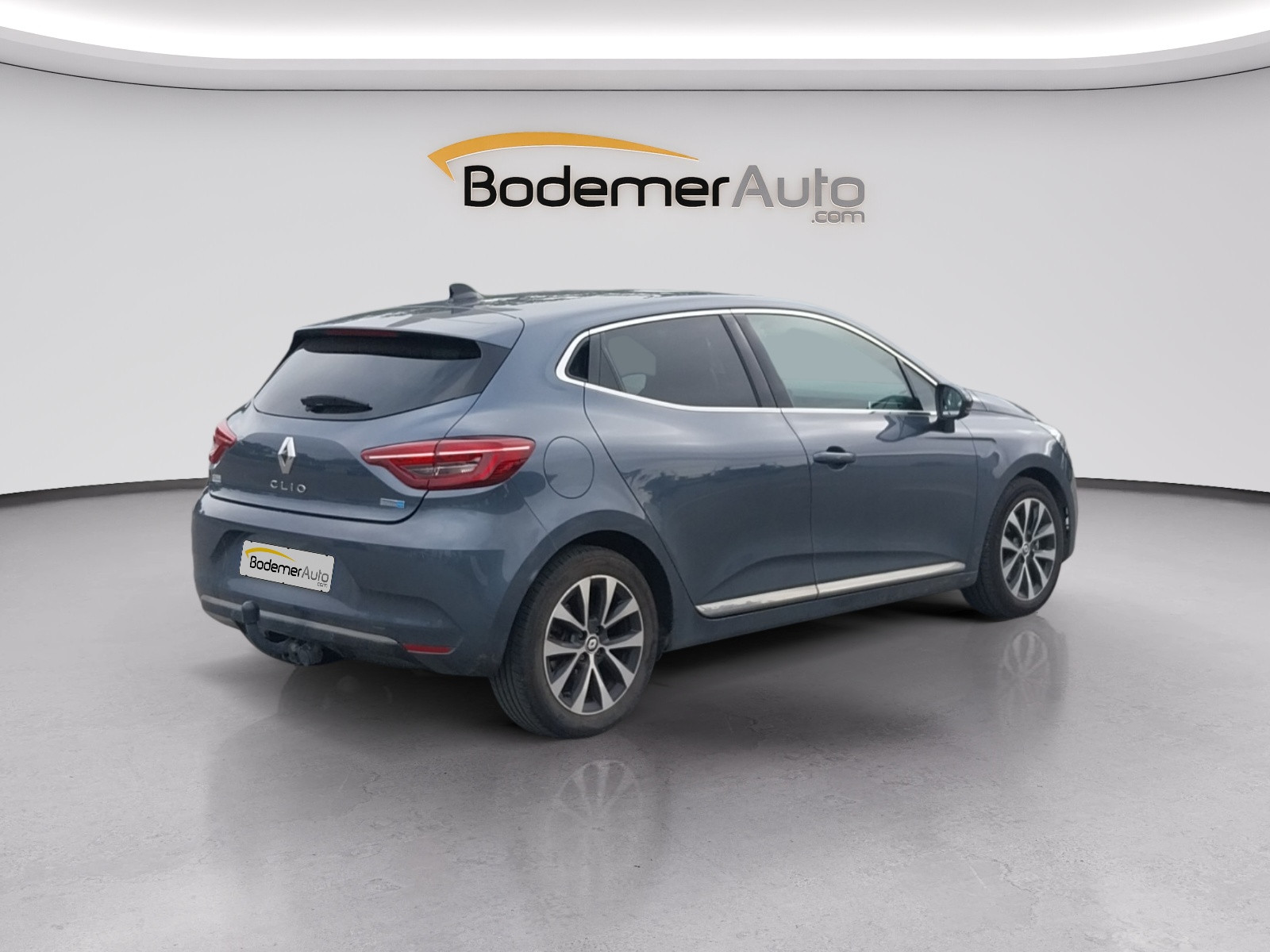 Vente en ligne Renault Clio 5 Clio E-Tech full hybrid 145 au prix de 16 900 €