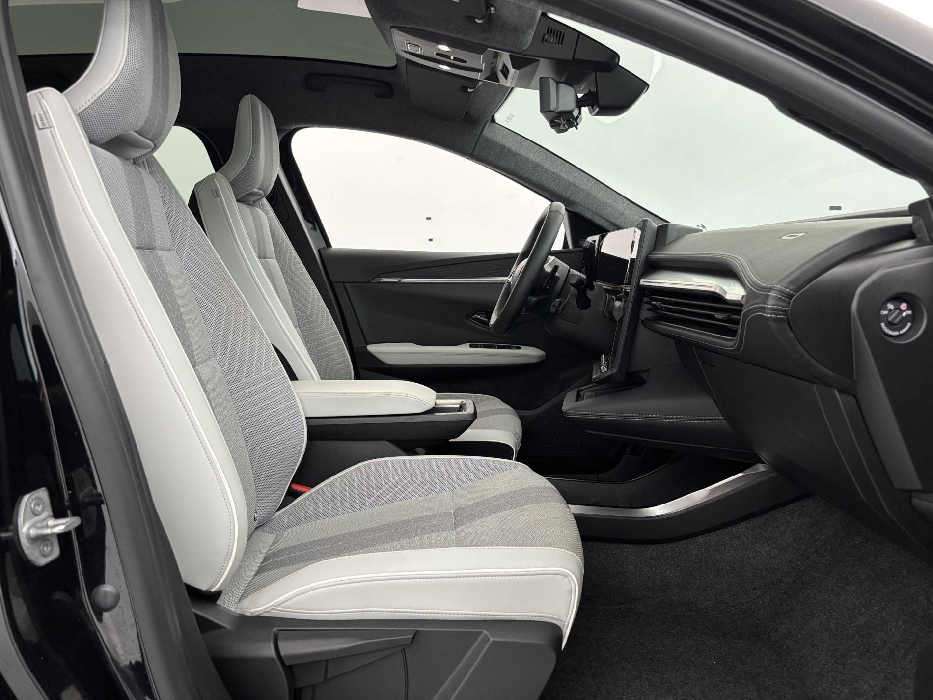 Vente en ligne Renault Scenic E-Tech Scenic E-Tech électrique 220 ch grande autonomie au prix de 38 490 €