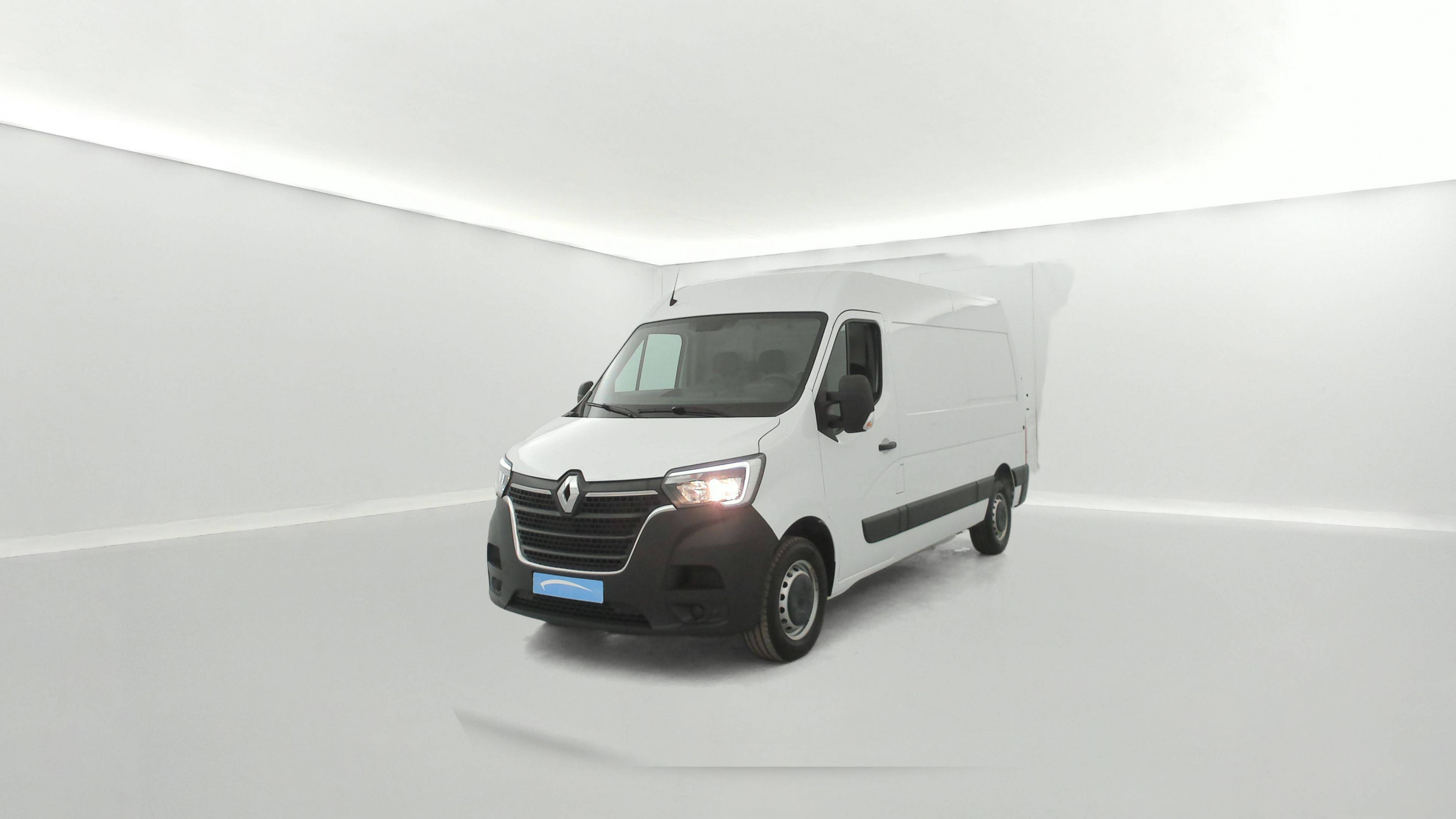 Renault Master Fourgon MASTER FGN TRAC F3500 L2H2 BLUE DCI 135 occasion de 2024 en vente à Saint-Brieuc