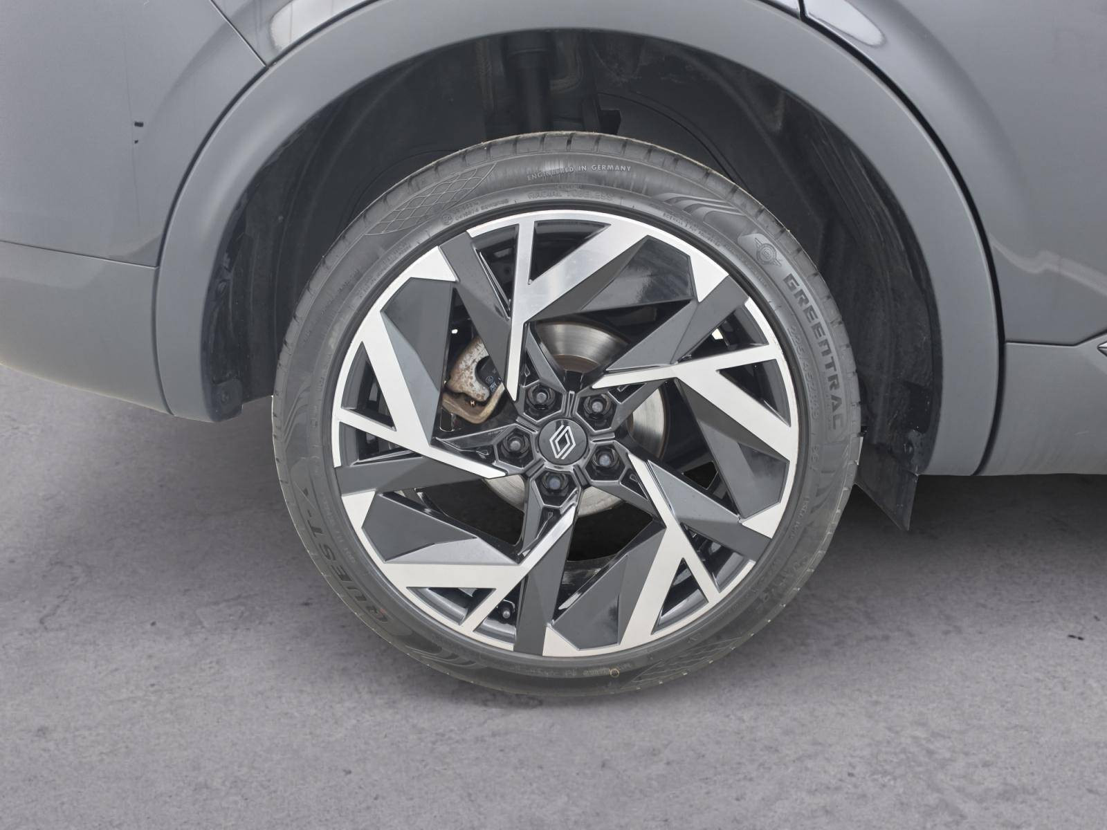 Vente en ligne Renault Arkana  E-Tech full hybrid 145 GSR2 au prix de 26 750 €