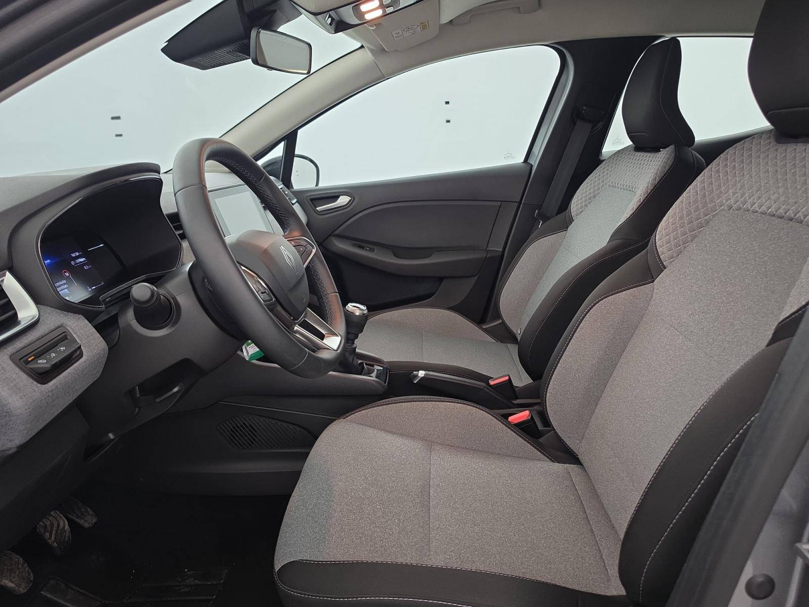 Vente en ligne Renault Clio 5 Clio Blue dCi 100 ch GSR2 au prix de 17 750 €
