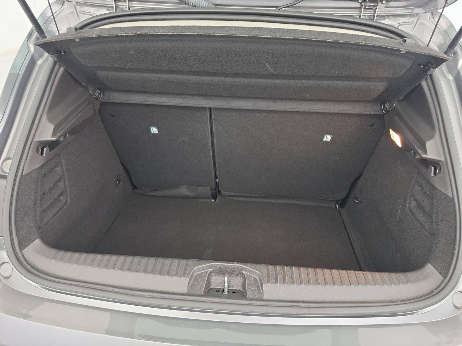Vente en ligne Renault Clio 5 Clio Blue dCi 100 ch GSR2 au prix de 17 750 €