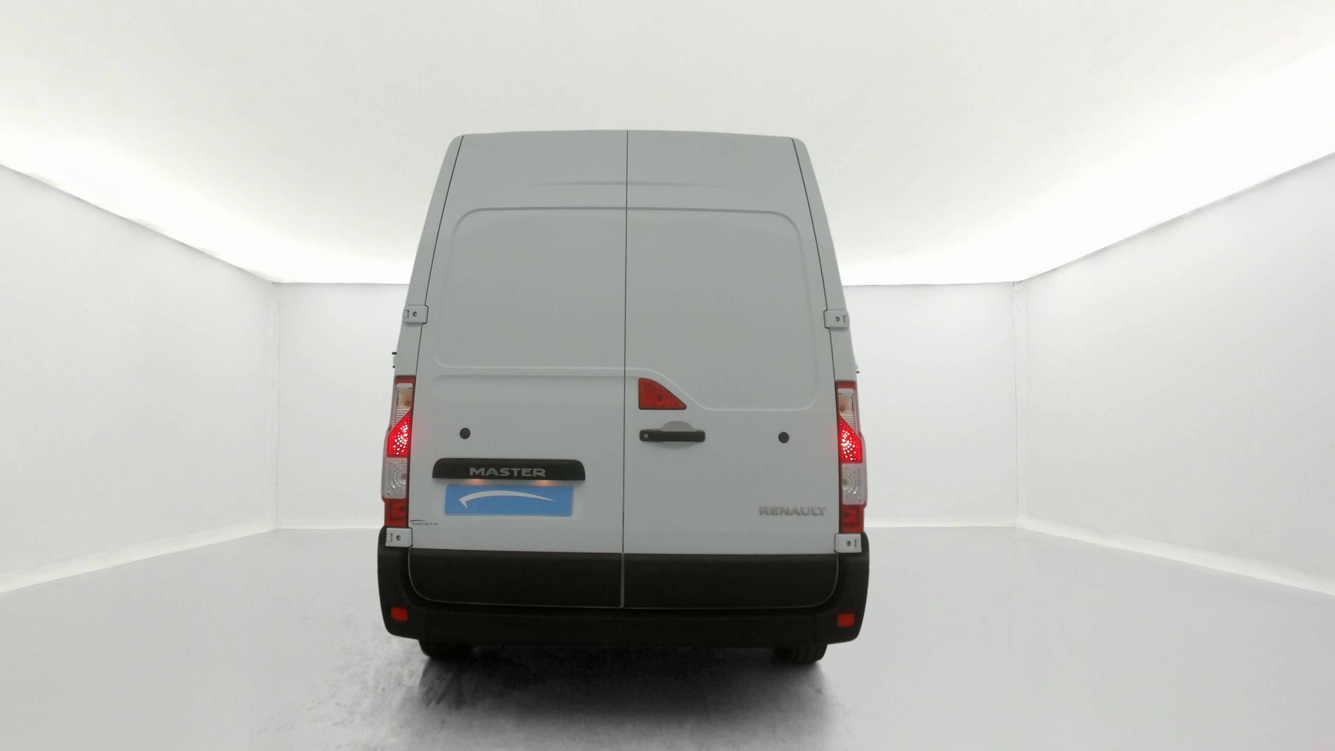 Vente en ligne Renault Master Fourgon MASTER FGN TRAC F3500 L2H2 BLUE DCI 135 au prix de 21 990 €